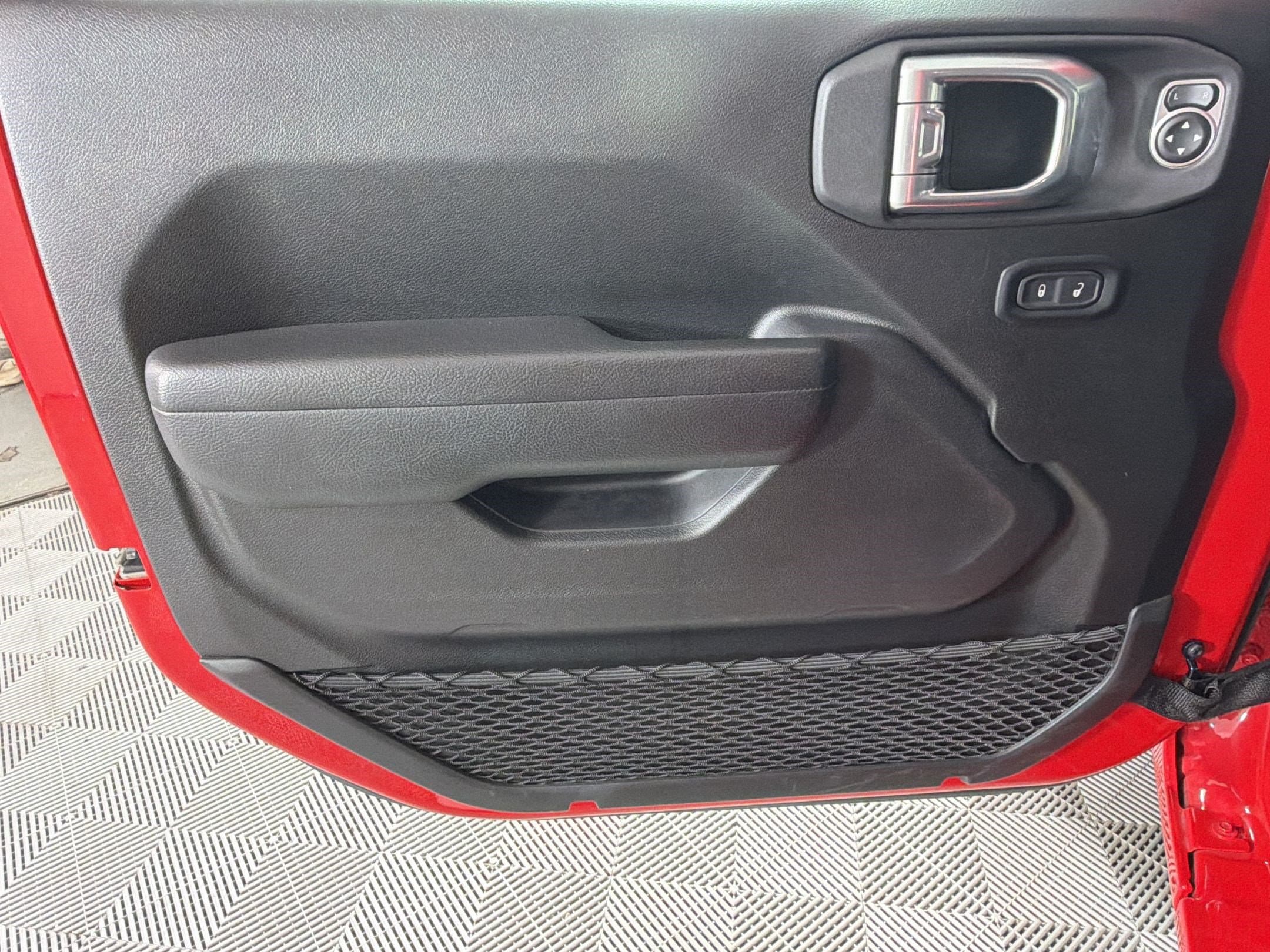 2025 Jeep Wrangler 4-Door Sport S - Photo 25