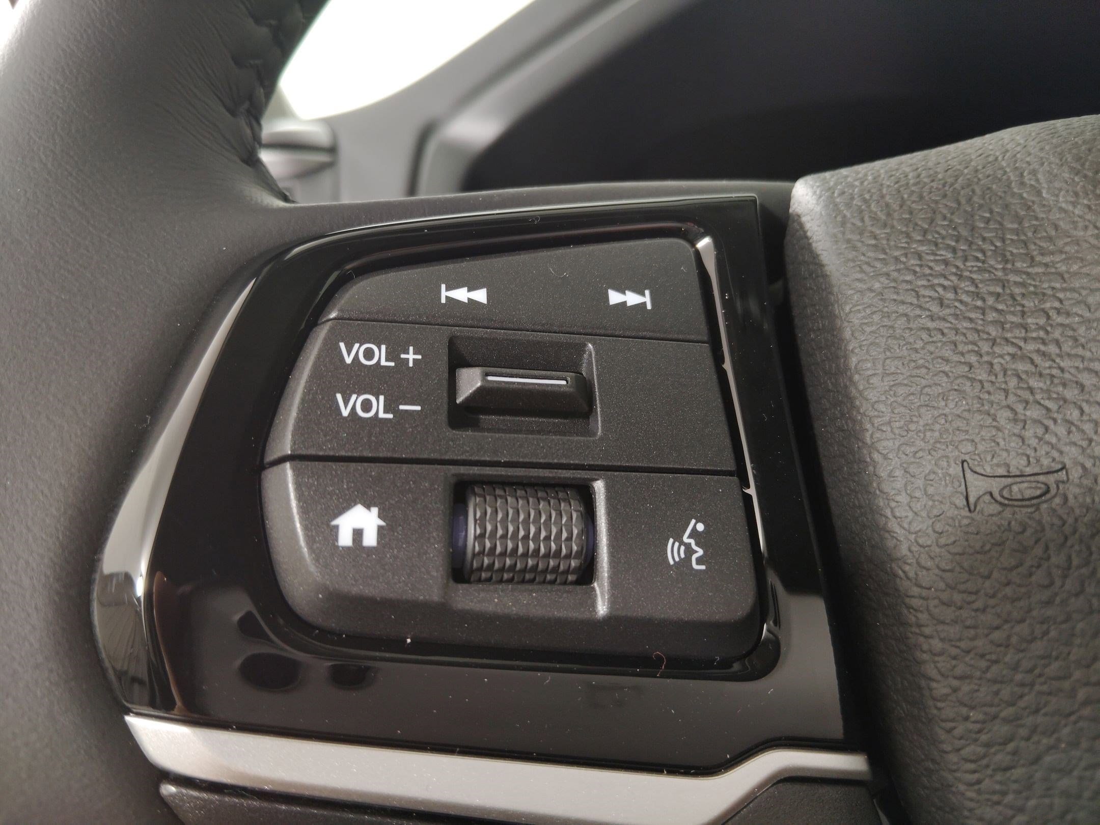 2026 Honda Odyssey Touring - Photo 16