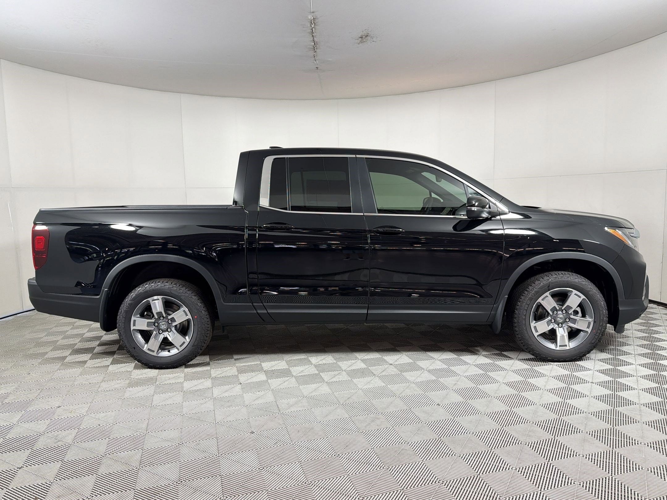 2026 Honda Ridgeline RTL - Photo 8