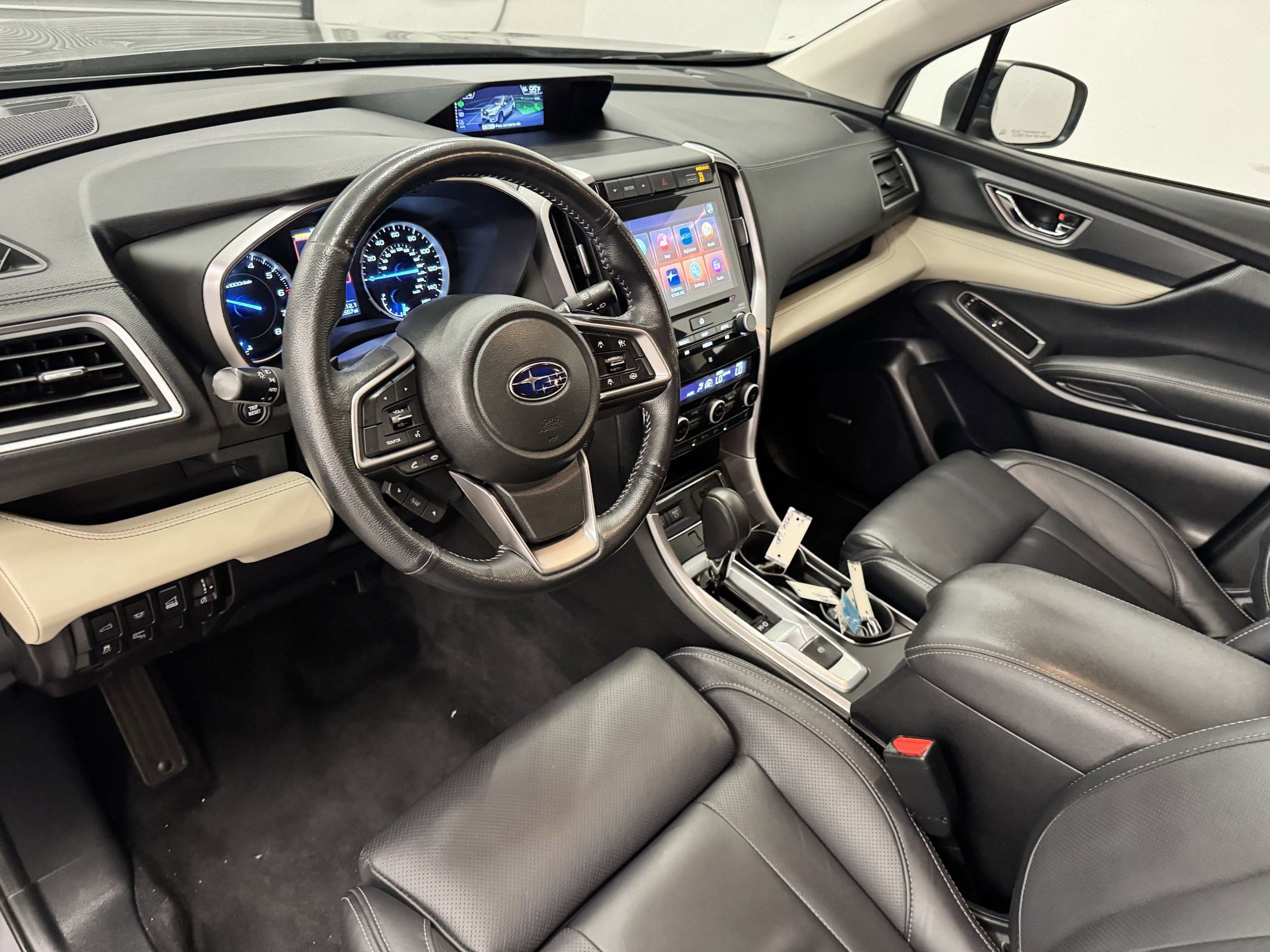 2022 Subaru Ascent Limited photo 4