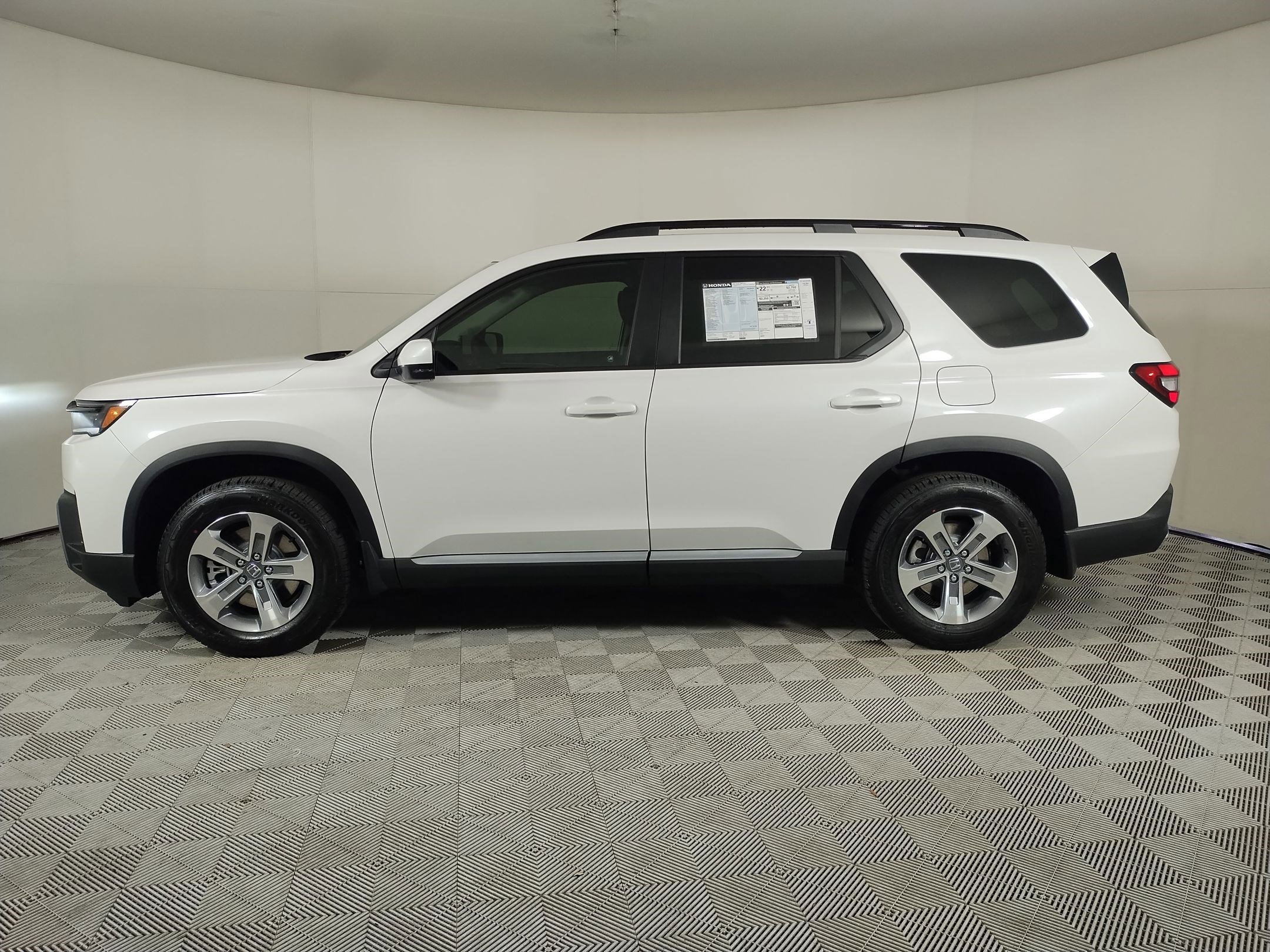 2026 Honda Pilot EX-L - Photo 2