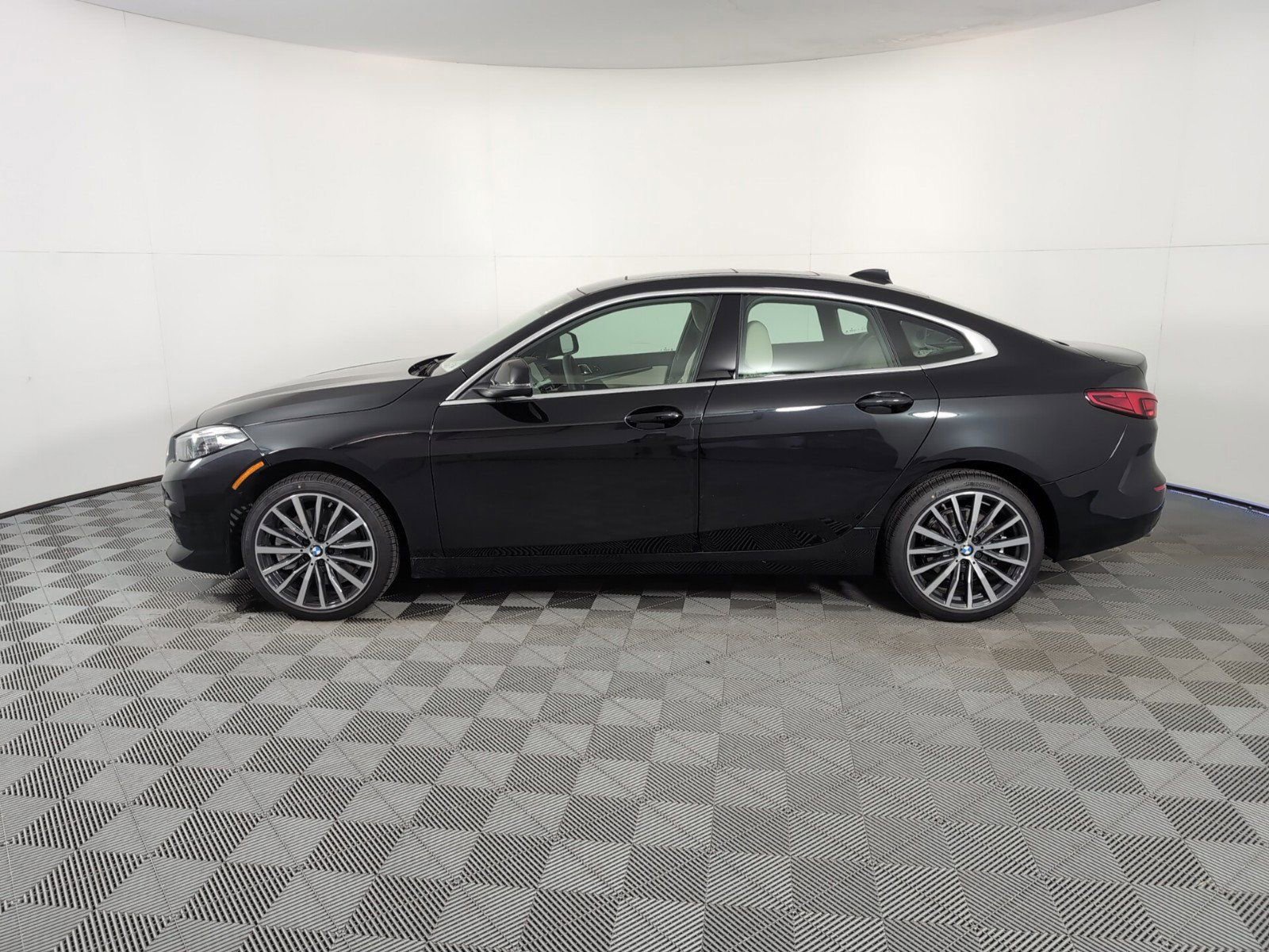 2024 Bmw 228i sDrive Gran Coupe photo 2