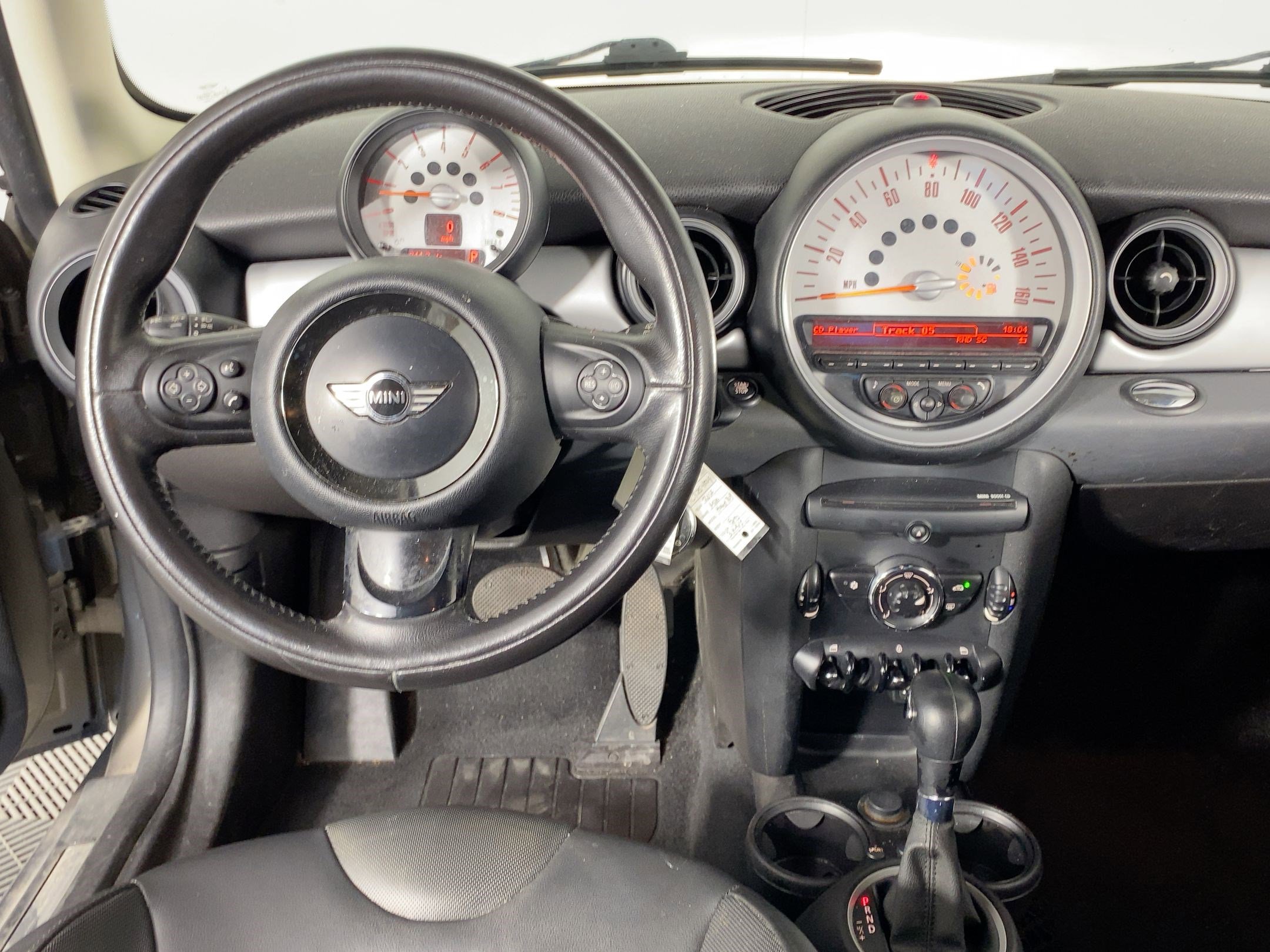 2012 Mini Cooper Base Hardtop photo 3