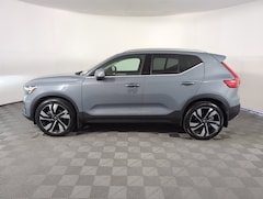 Used 2023 Volvo XC40 B5 AWD Plus Bright SUV in Houston