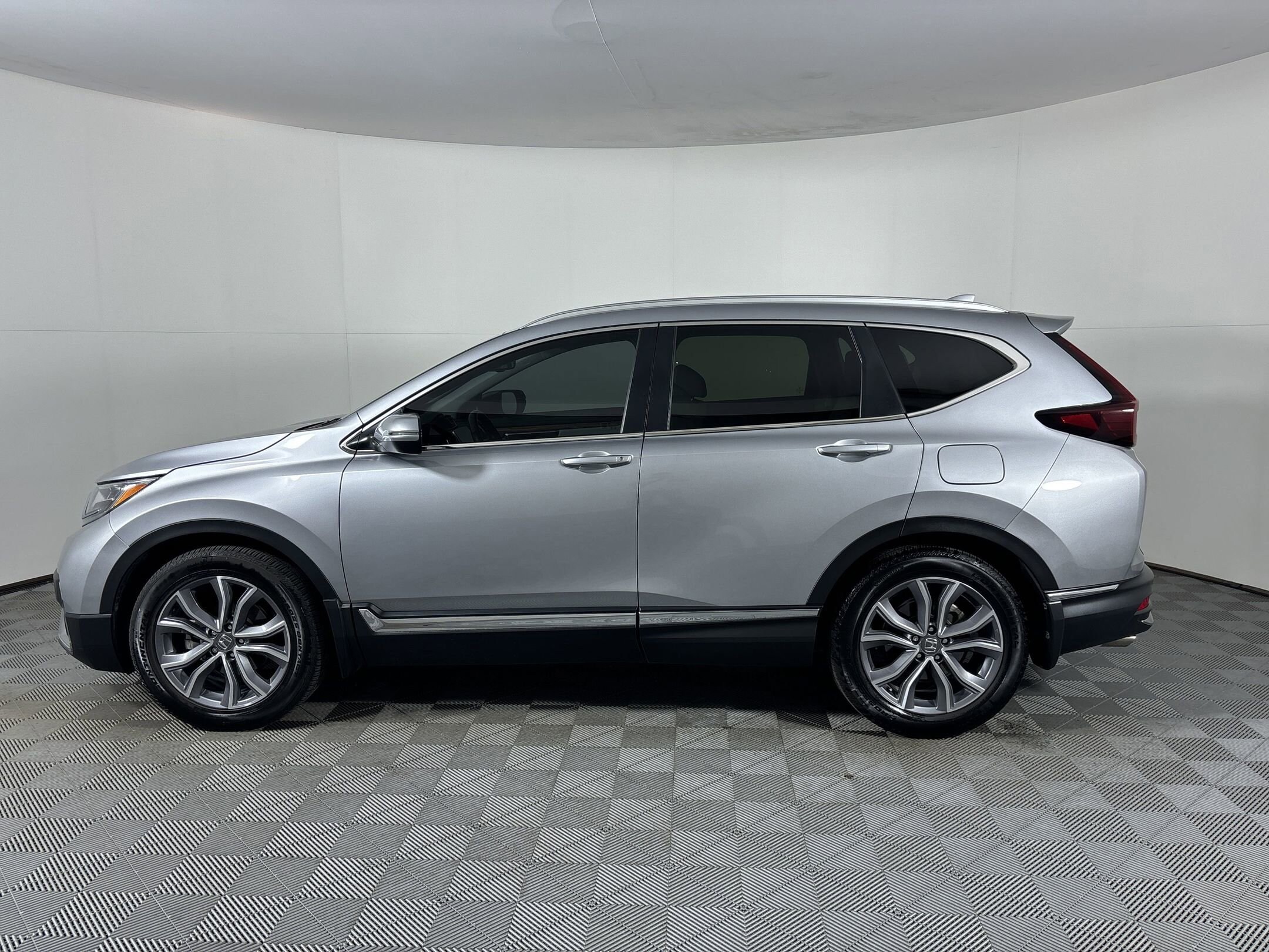 2021 Honda CR-V Touring photo 2
