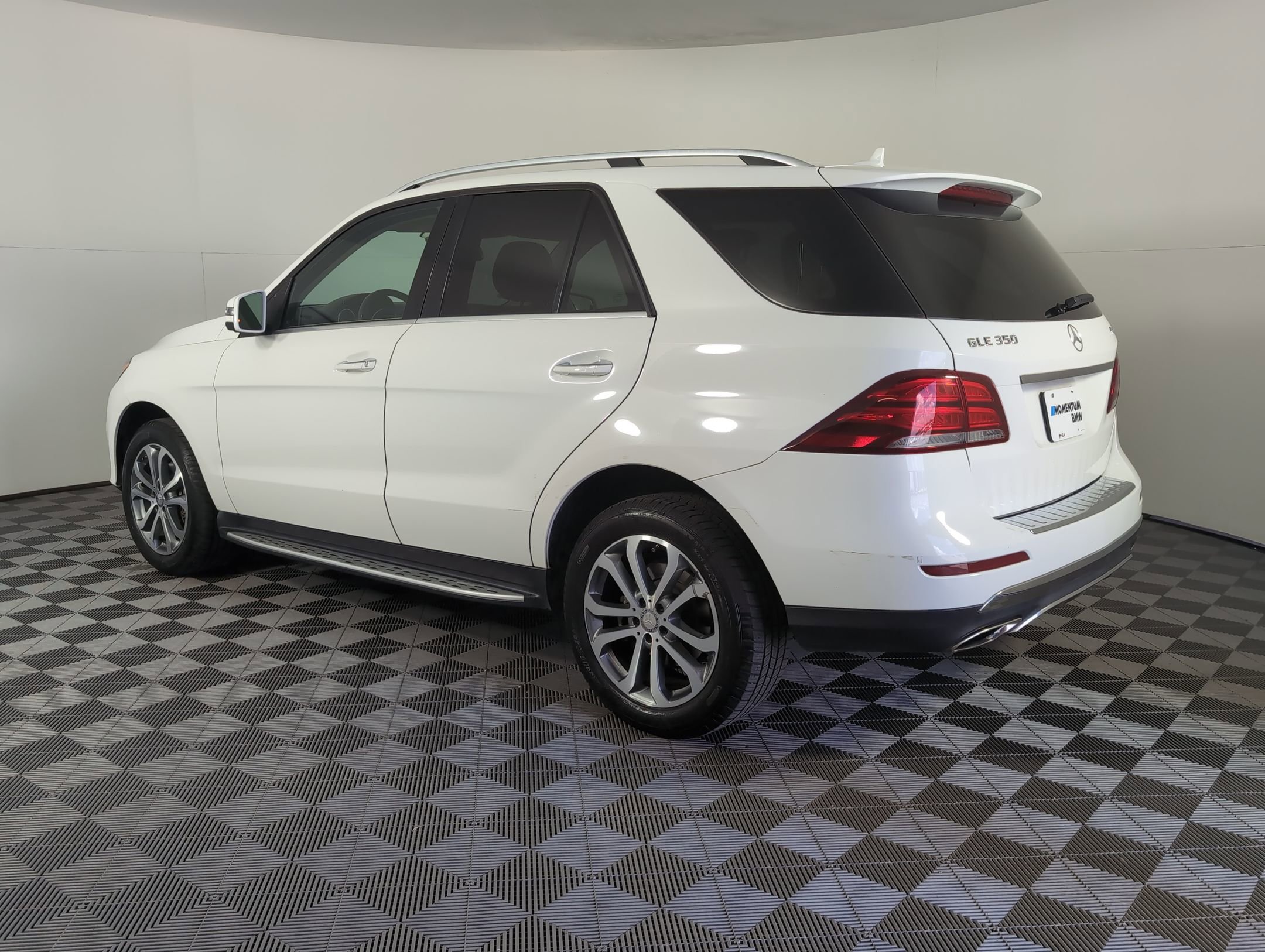 2016 Mercedes Benz GLE 350 4MATIC photo 3