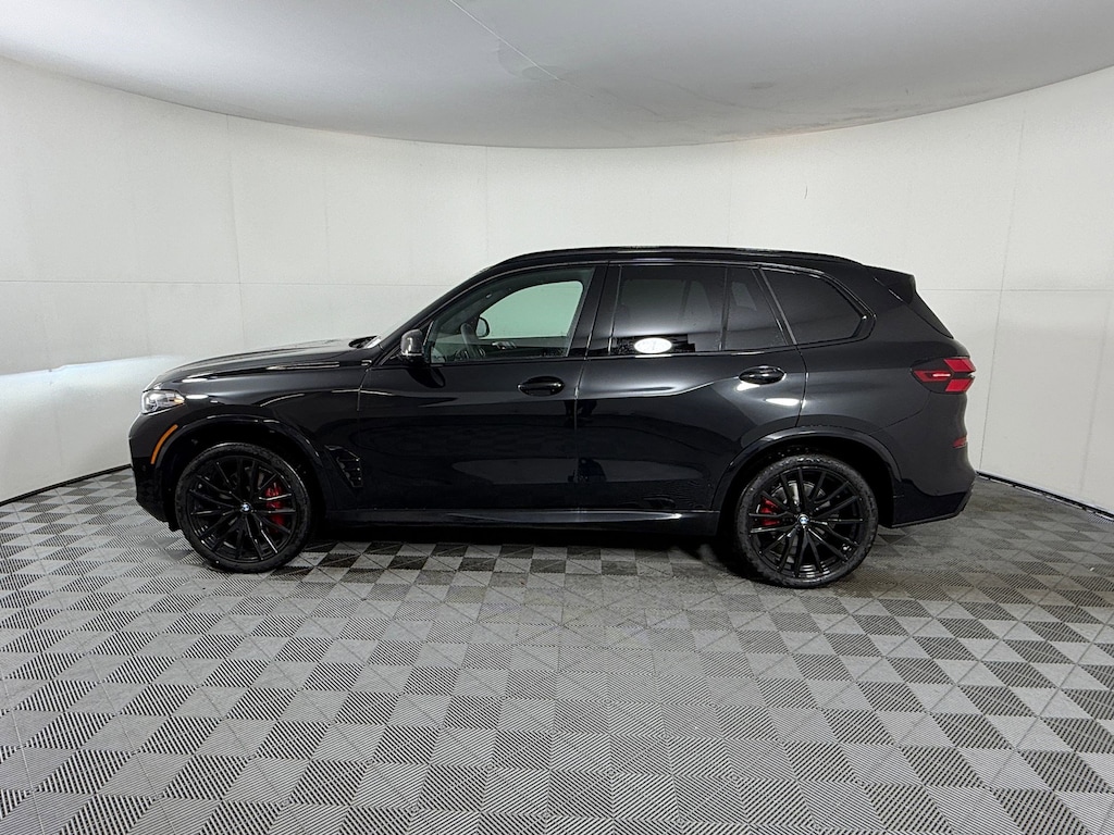 New 2026 BMW X5 sDrive40i SUV
