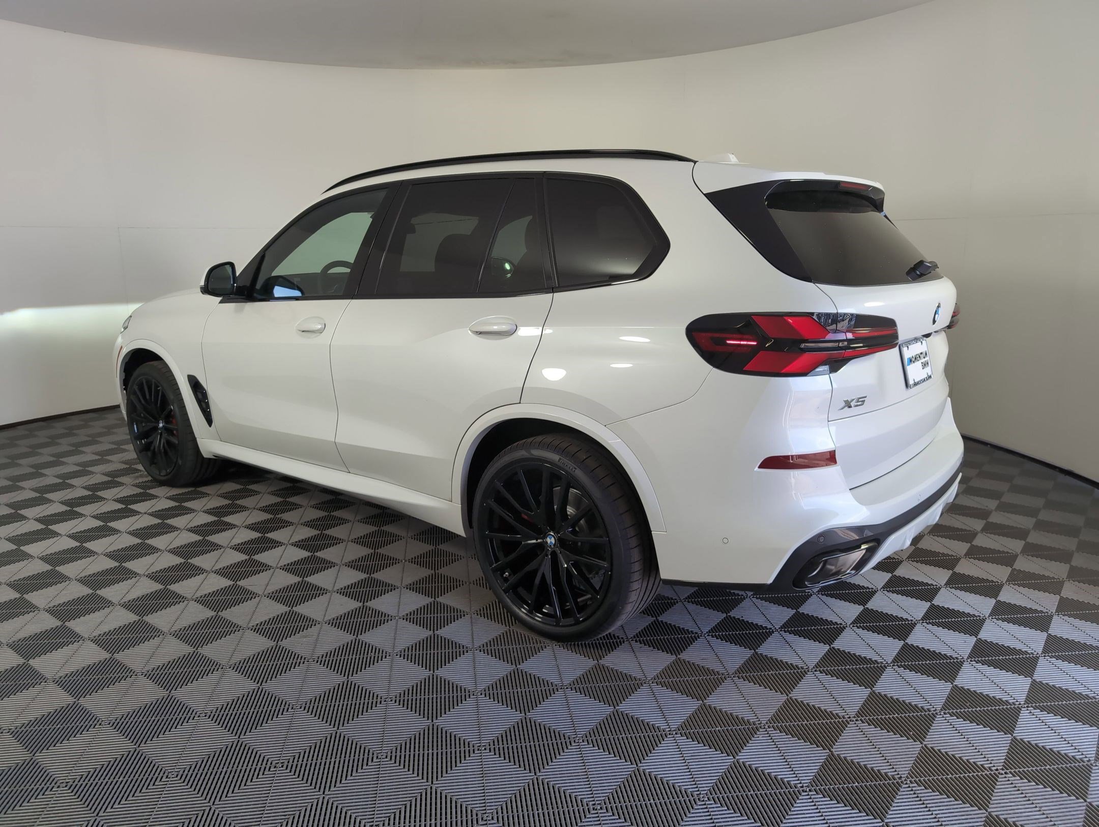 2026 Bmw X5 sDrive40i photo 3