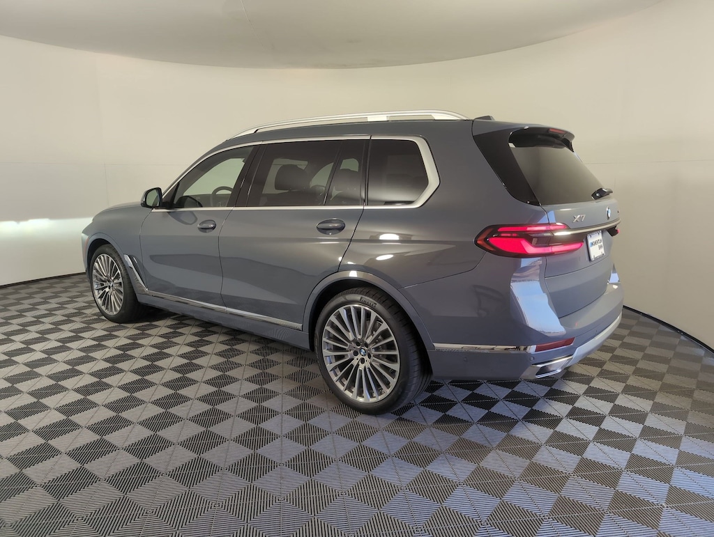 New 2026 BMW X7 xDrive40i SUV