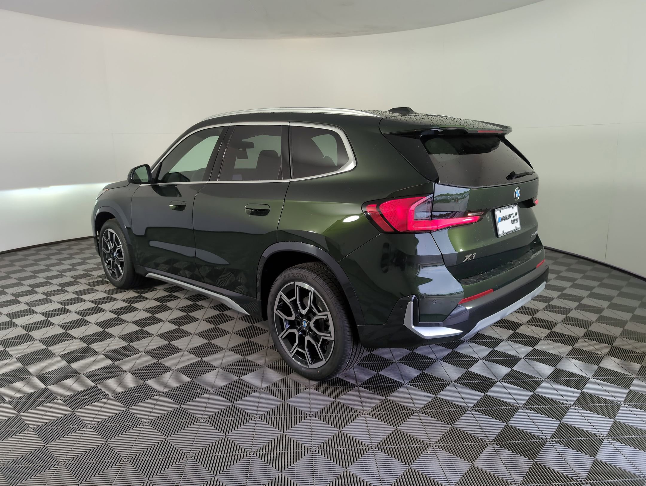 2025 Bmw X1 XDrive28i photo 3