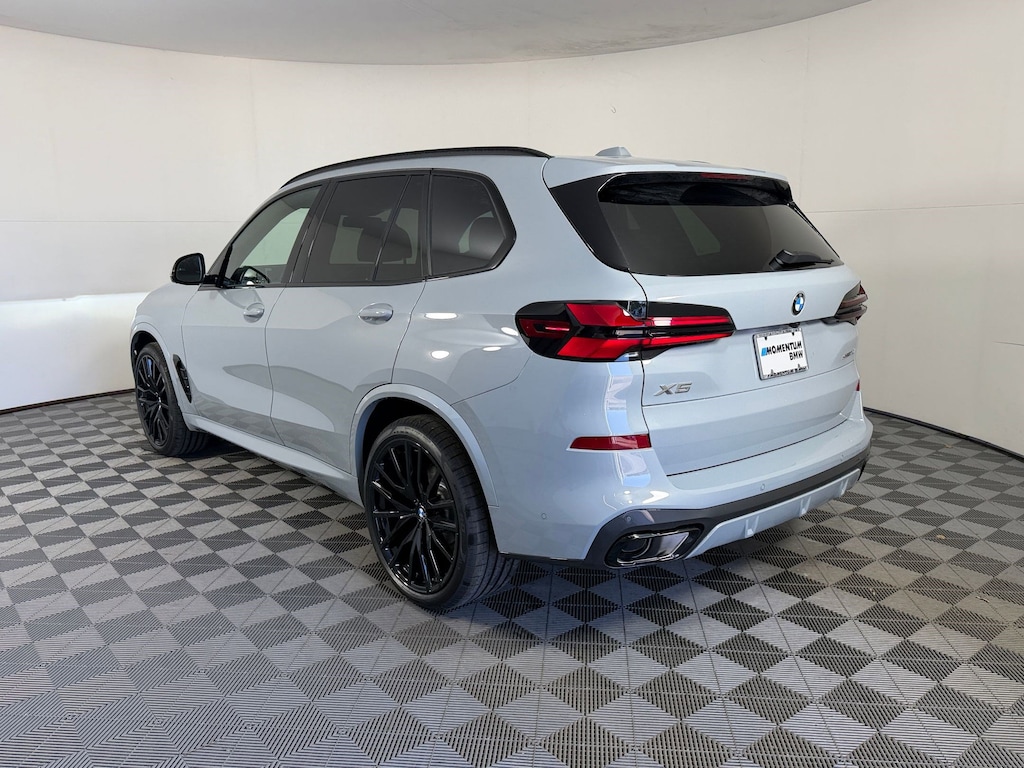 New 2026 BMW X5 sDrive40i SUV
