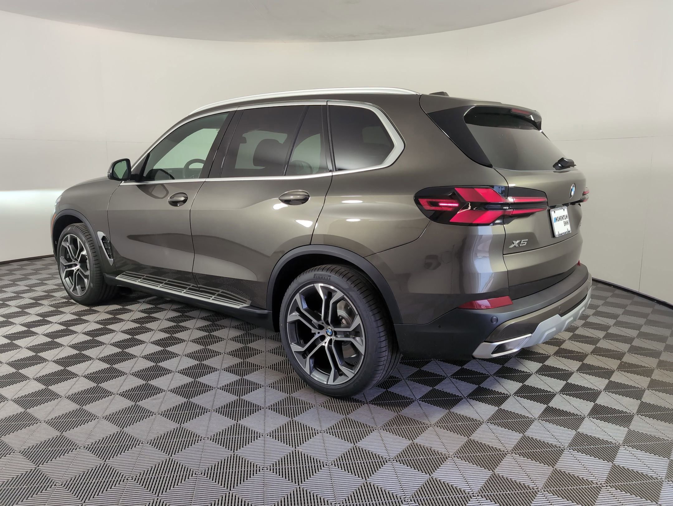 2026 Bmw X5 sDrive40i photo 2