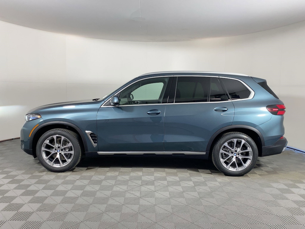 New 2026 BMW X5 xDrive40i SUV