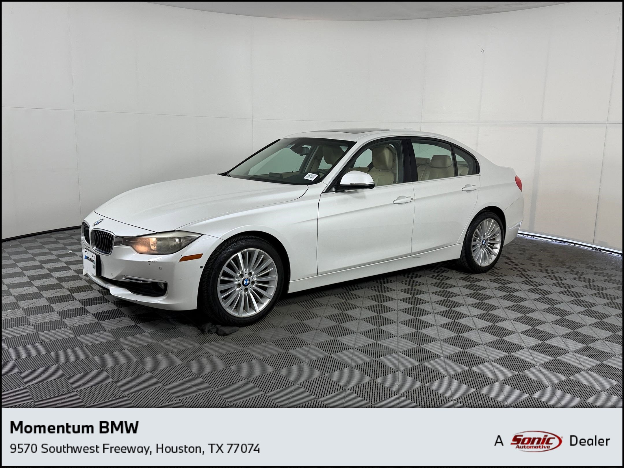 2014 BMW 3 Series 328i Sedan's photo