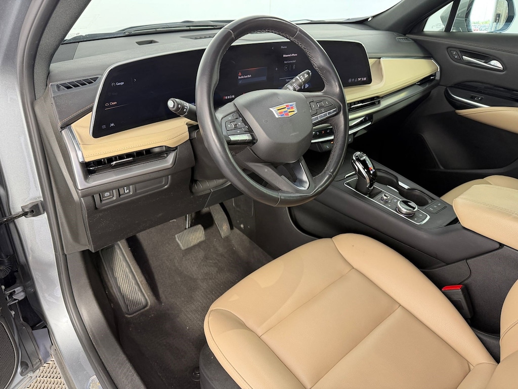 Used 2024 CADILLAC XT4 Luxury SUV