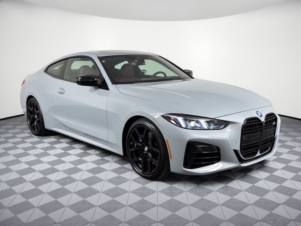 2026 BMW 4 Series M440i - Photo 7