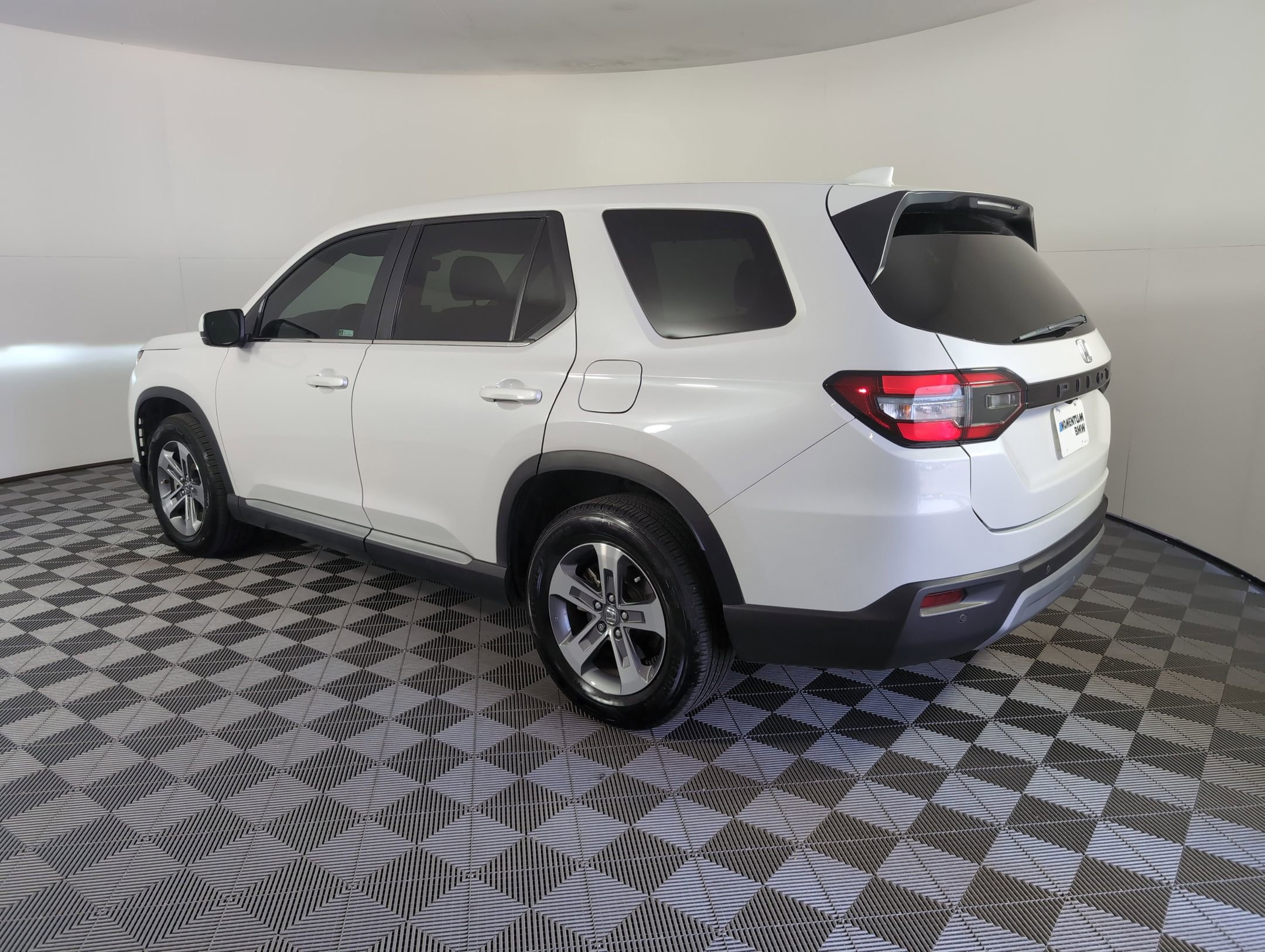 2023 Honda Pilot EX-L photo 3