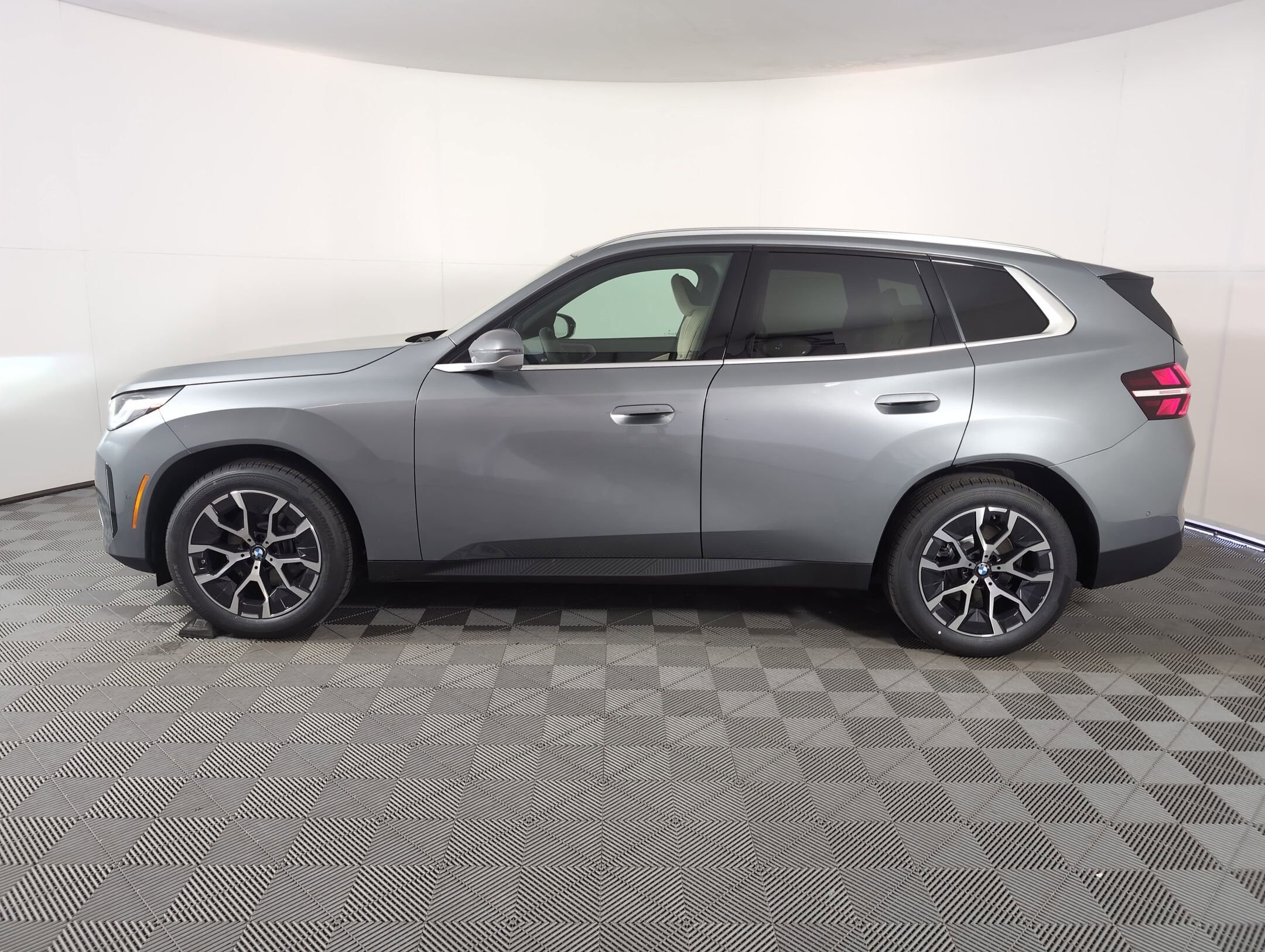 2025 Bmw X3 30x Drive photo 2