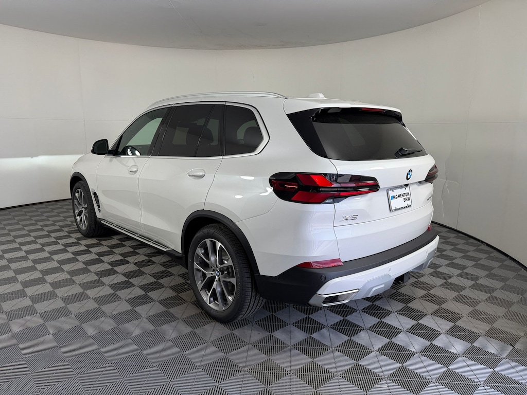New 2026 BMW X5 xDrive40i SUV