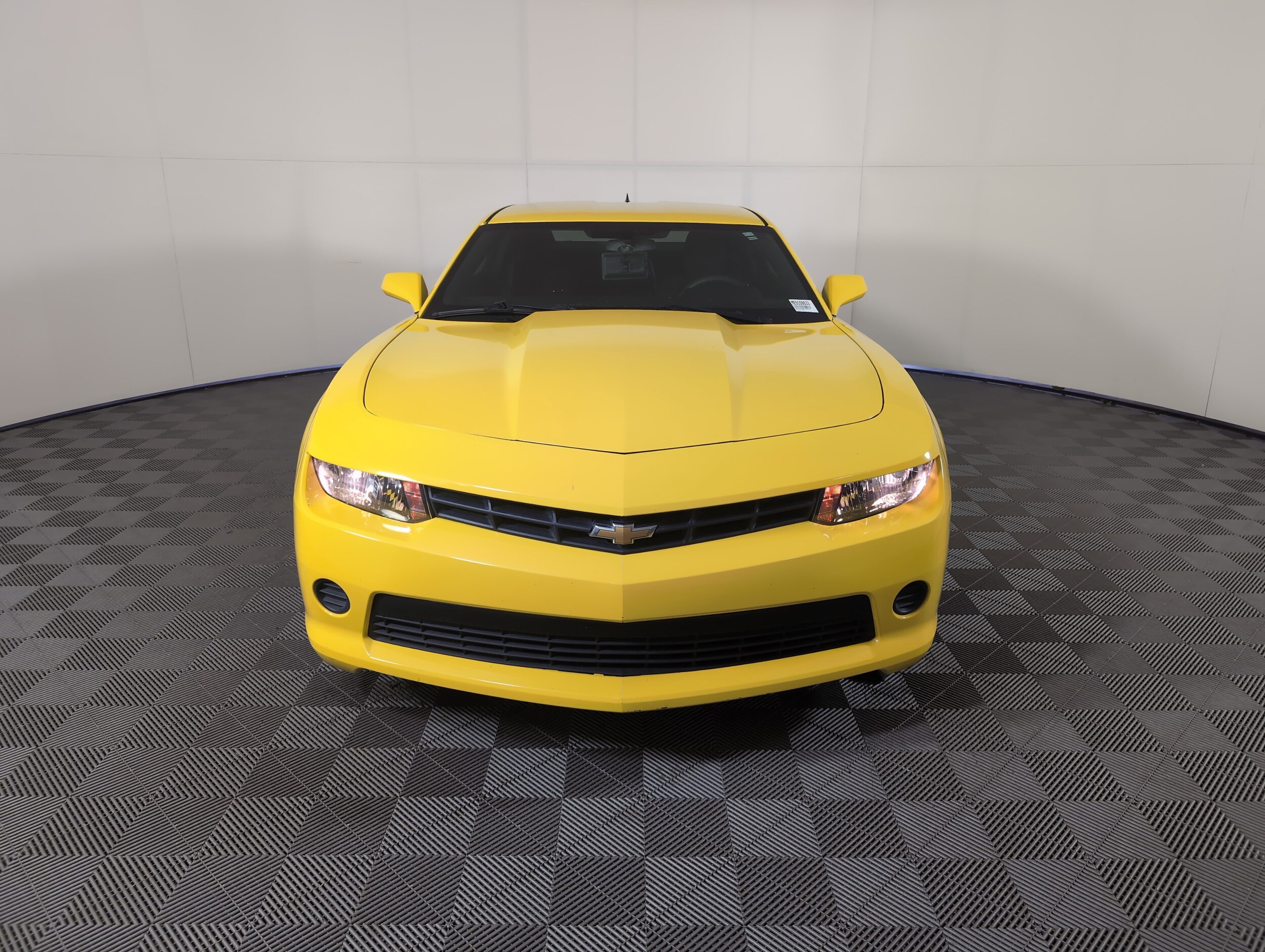 2014 Chevrolet Camaro photo 2