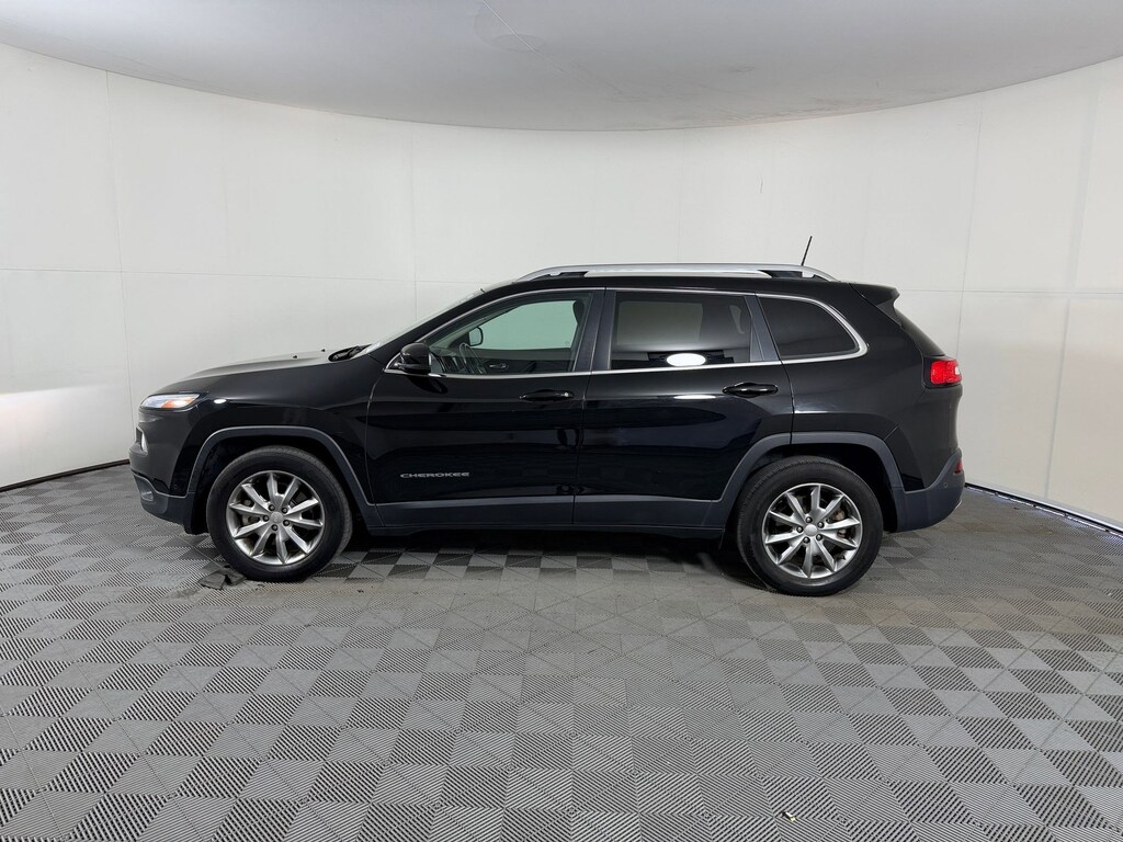 Used 2018 Jeep Cherokee Limited 4x4 SUV