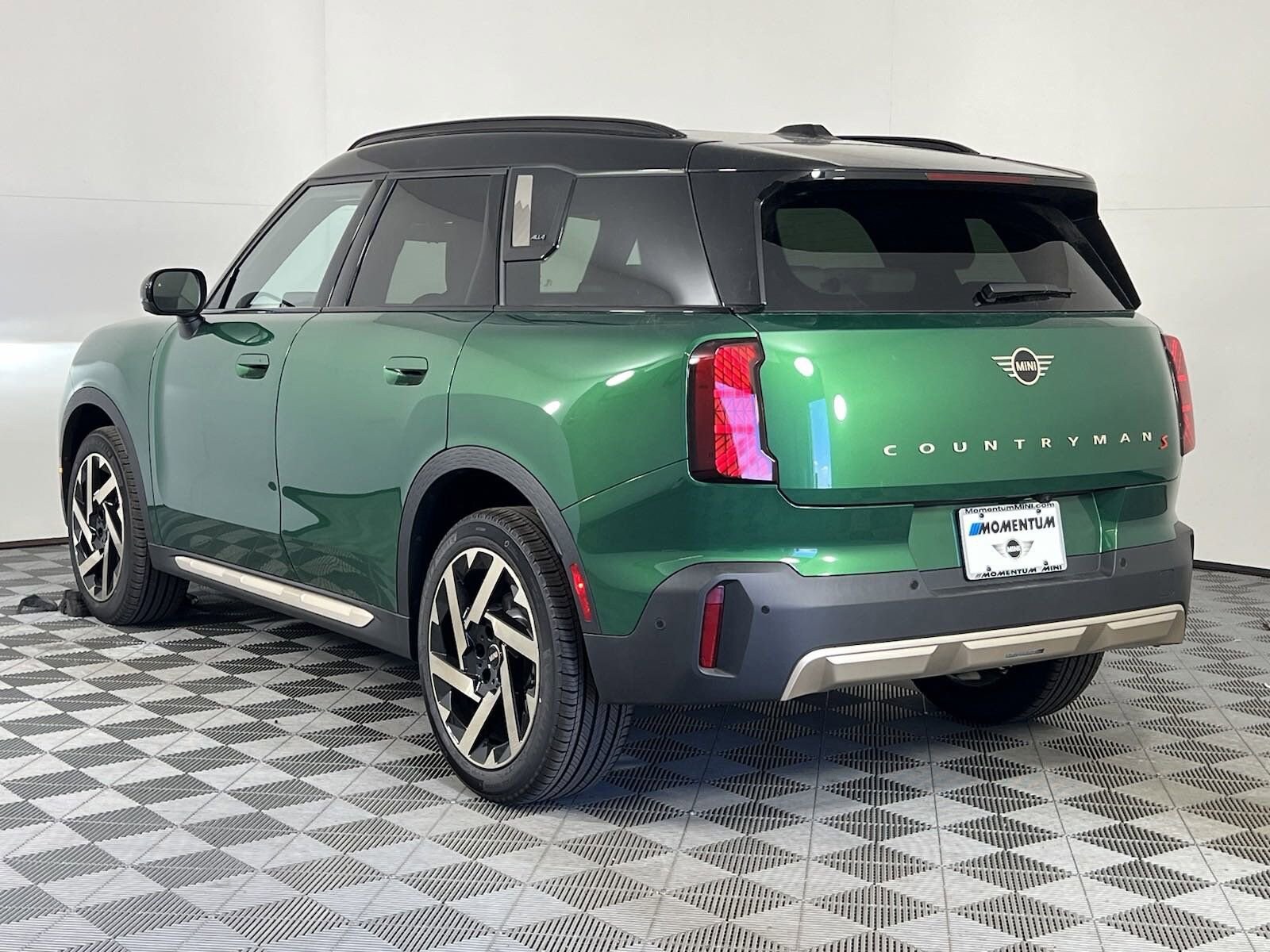2025 Mini Countryman S photo 2