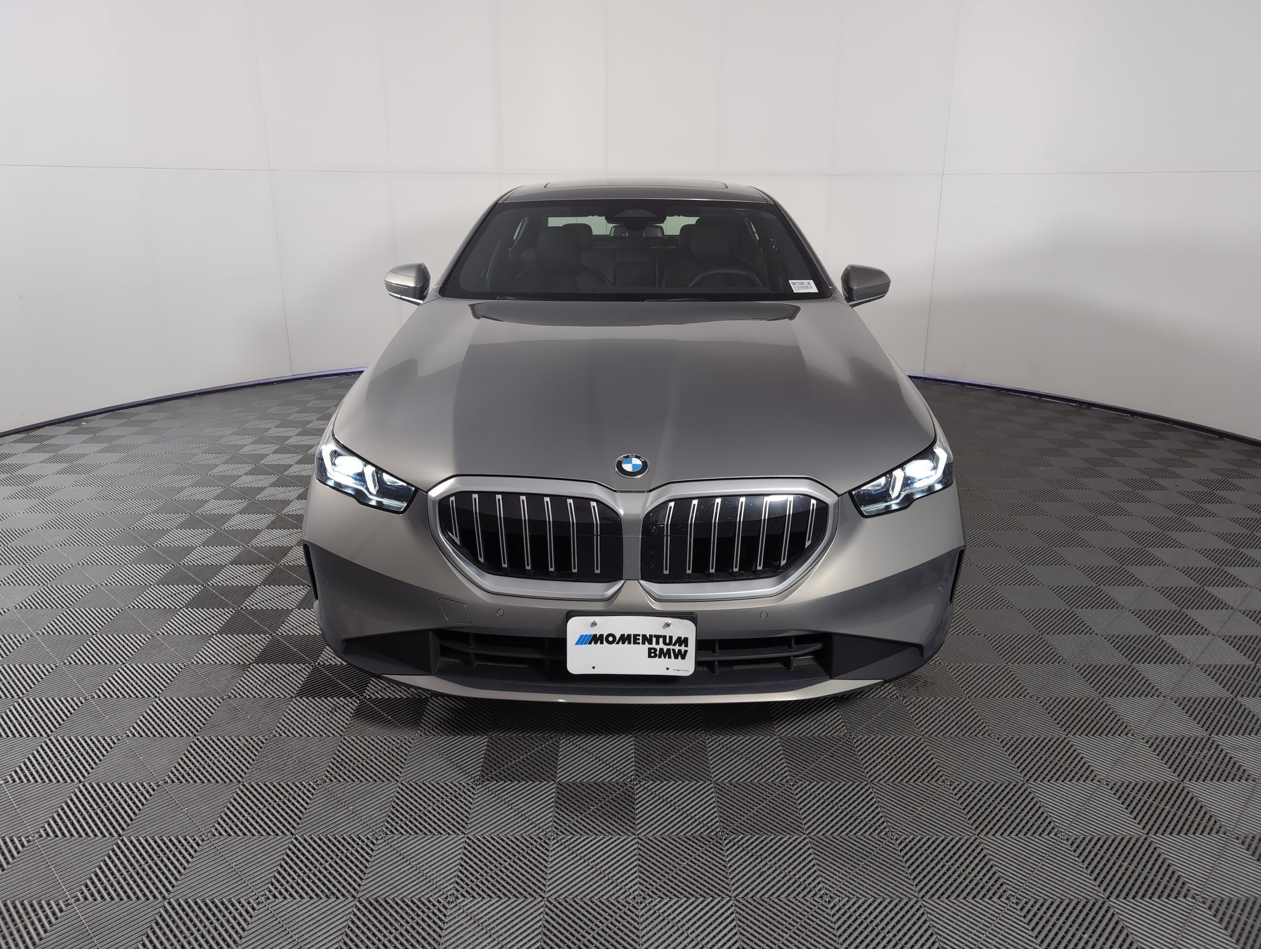 Used 2024 BMW 5 Series 530i with VIN WBA43FJ00RCS96138 for sale in Houston, TX