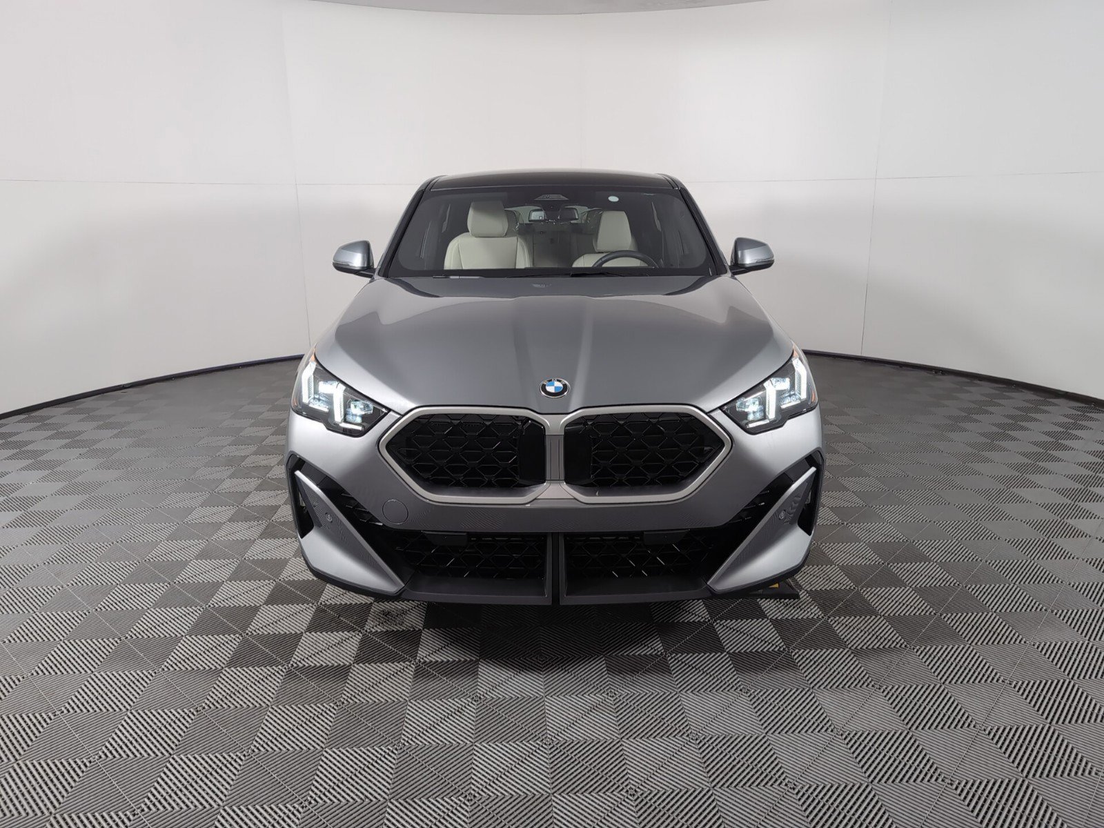 2025 Bmw X2 xDrive28i photo 2