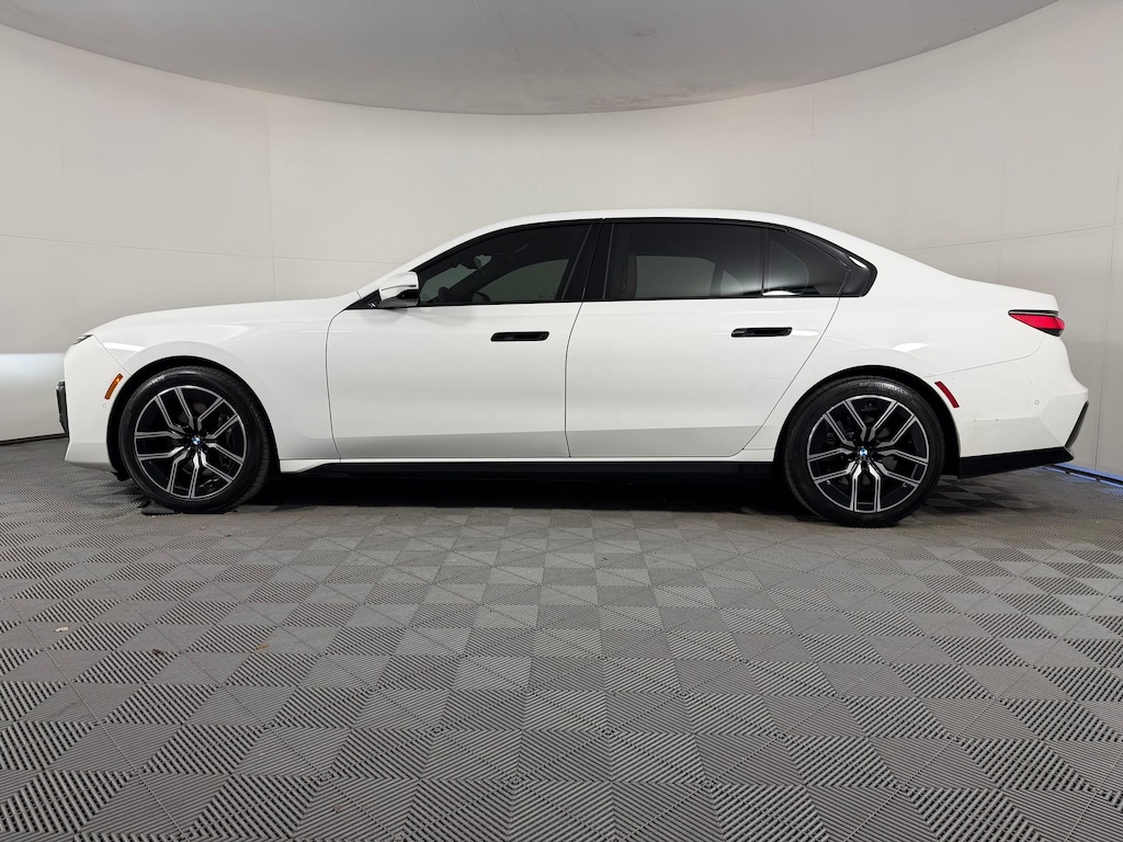 Used 2023 BMW 740i Sedan