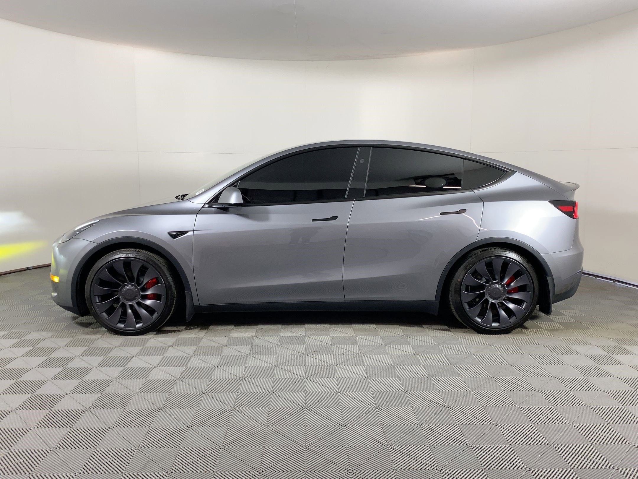 Used 2025 Tesla Model Y Performance with VIN 7SAYGDEF0SA368556 for sale in Northfield, Minnesota