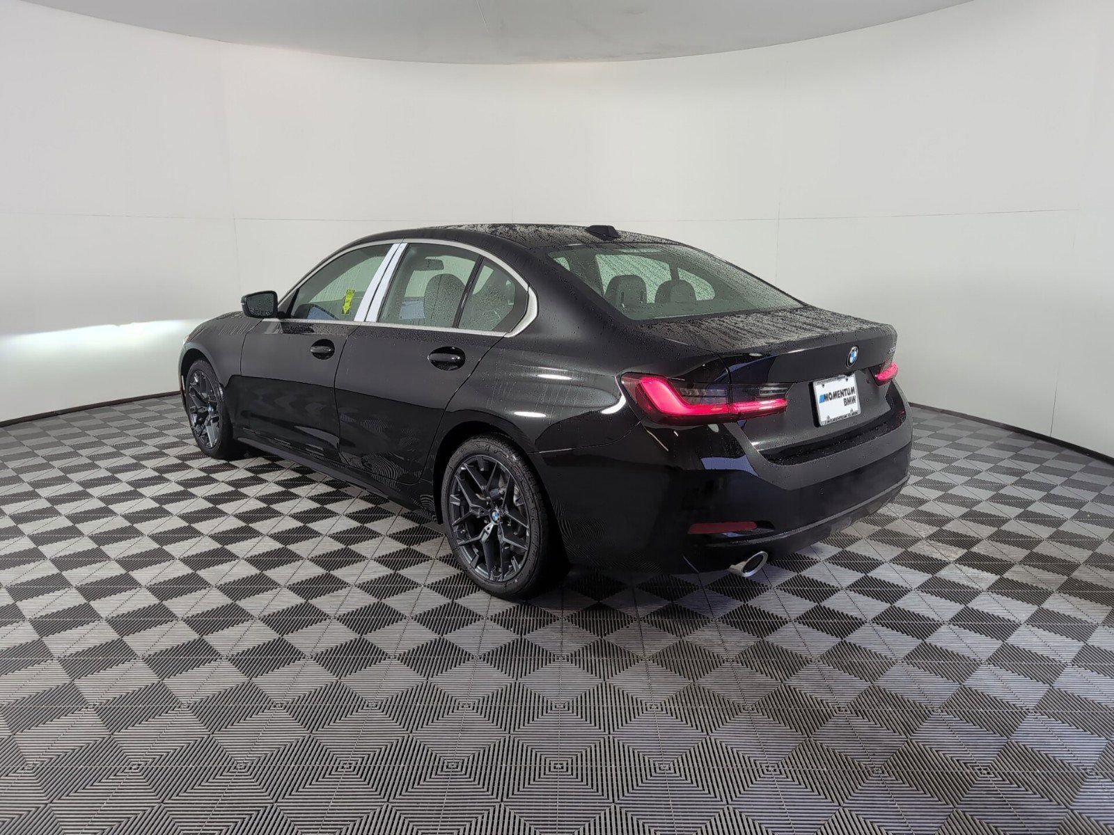 2025 Bmw 330i photo 3