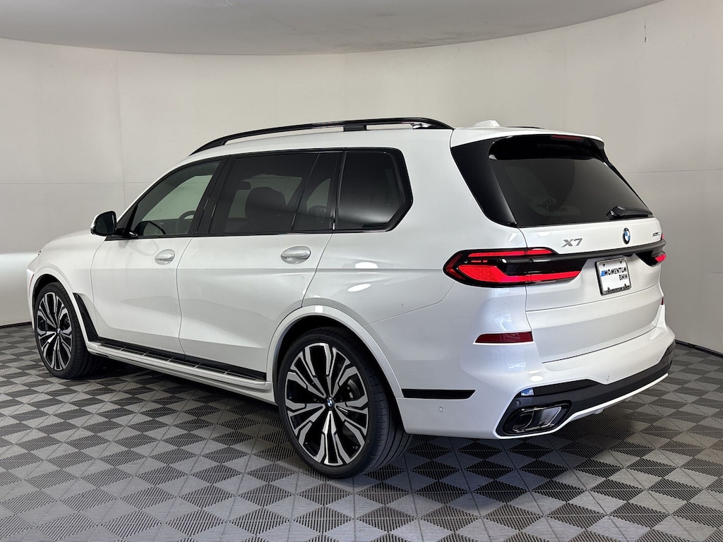 New 2027 BMW X7 xDrive40i SUV