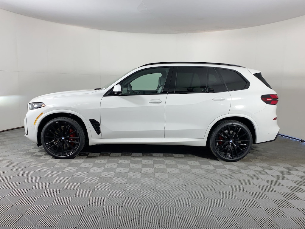 New 2026 BMW X5 sDrive40i SUV