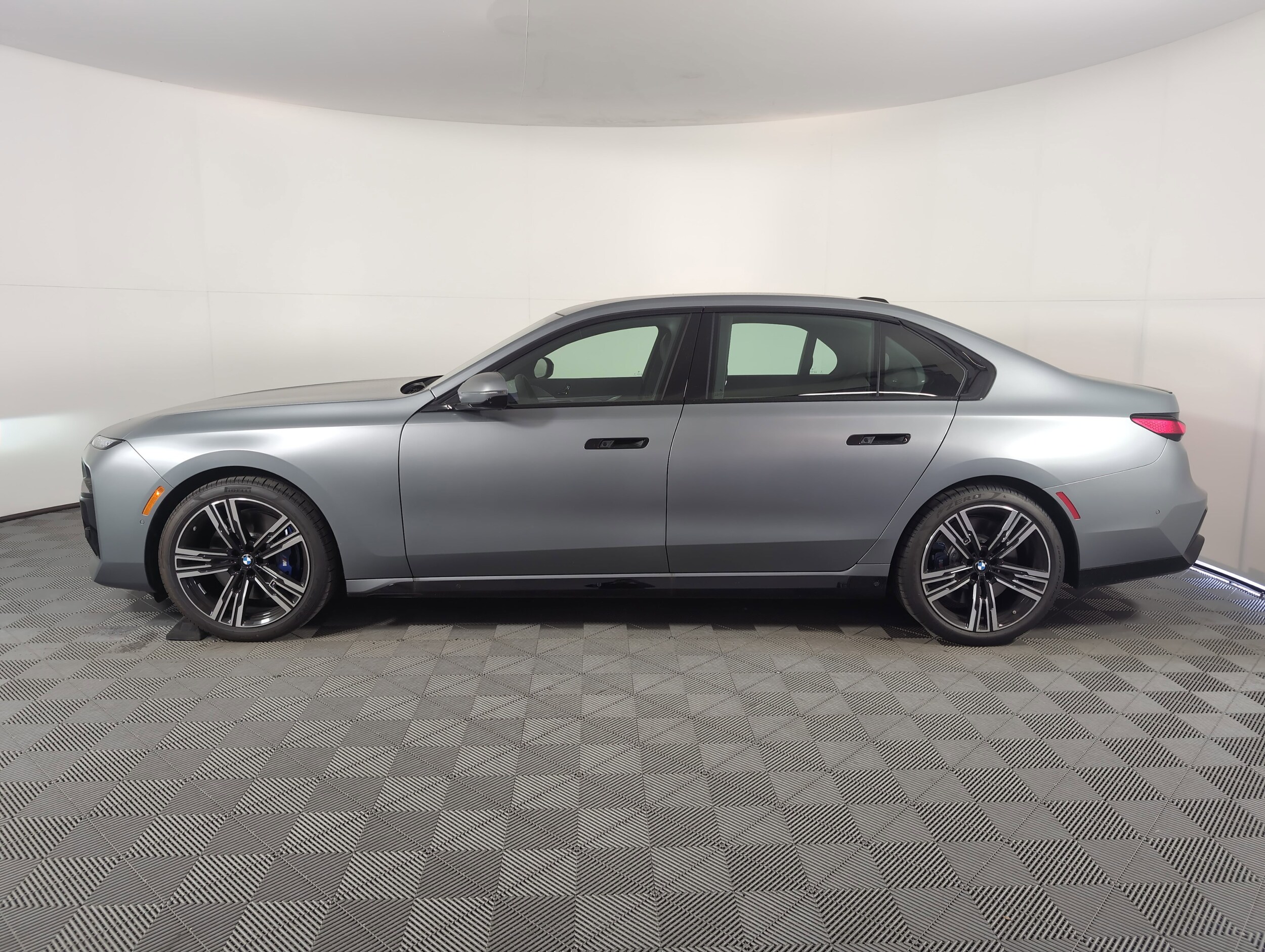 2025 Bmw 760i xDrive photo 4