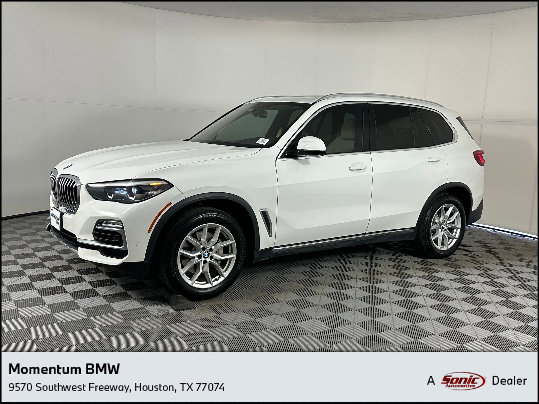 2019 BMW X5 40i's photo