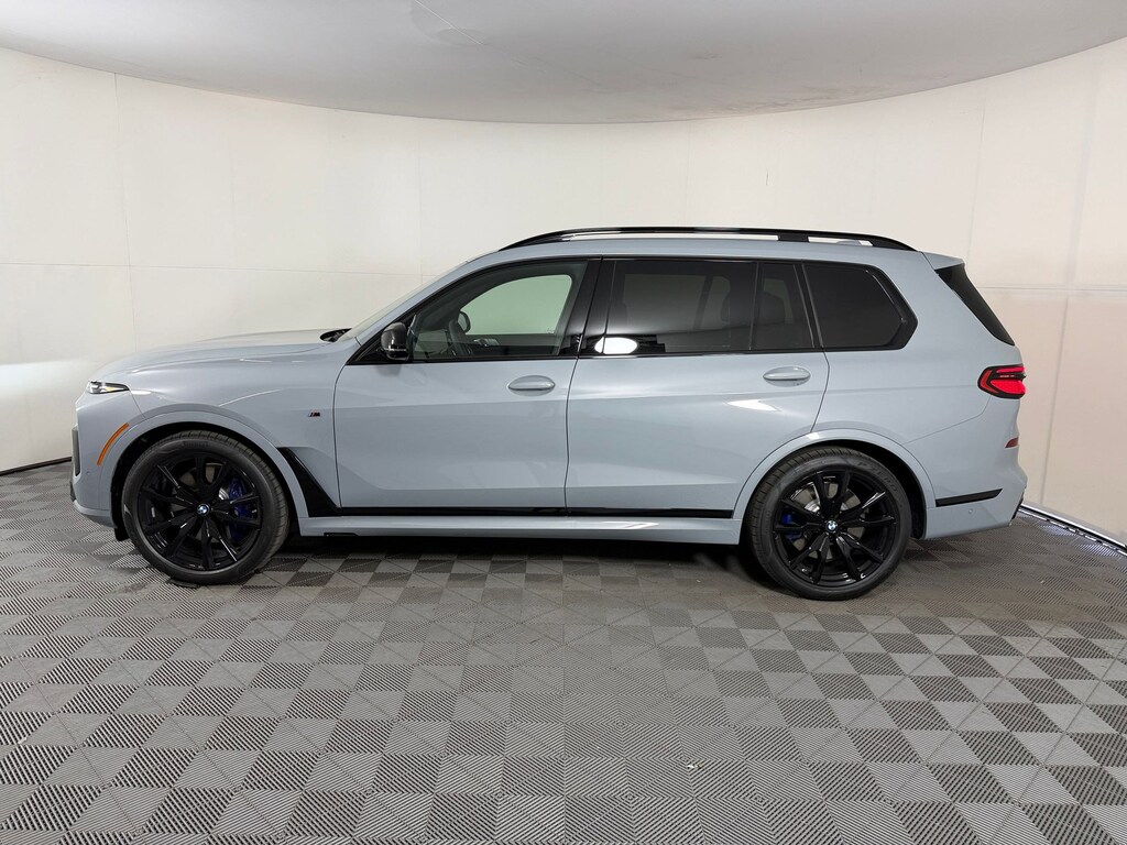 New 2027 BMW X7 M60i SUV