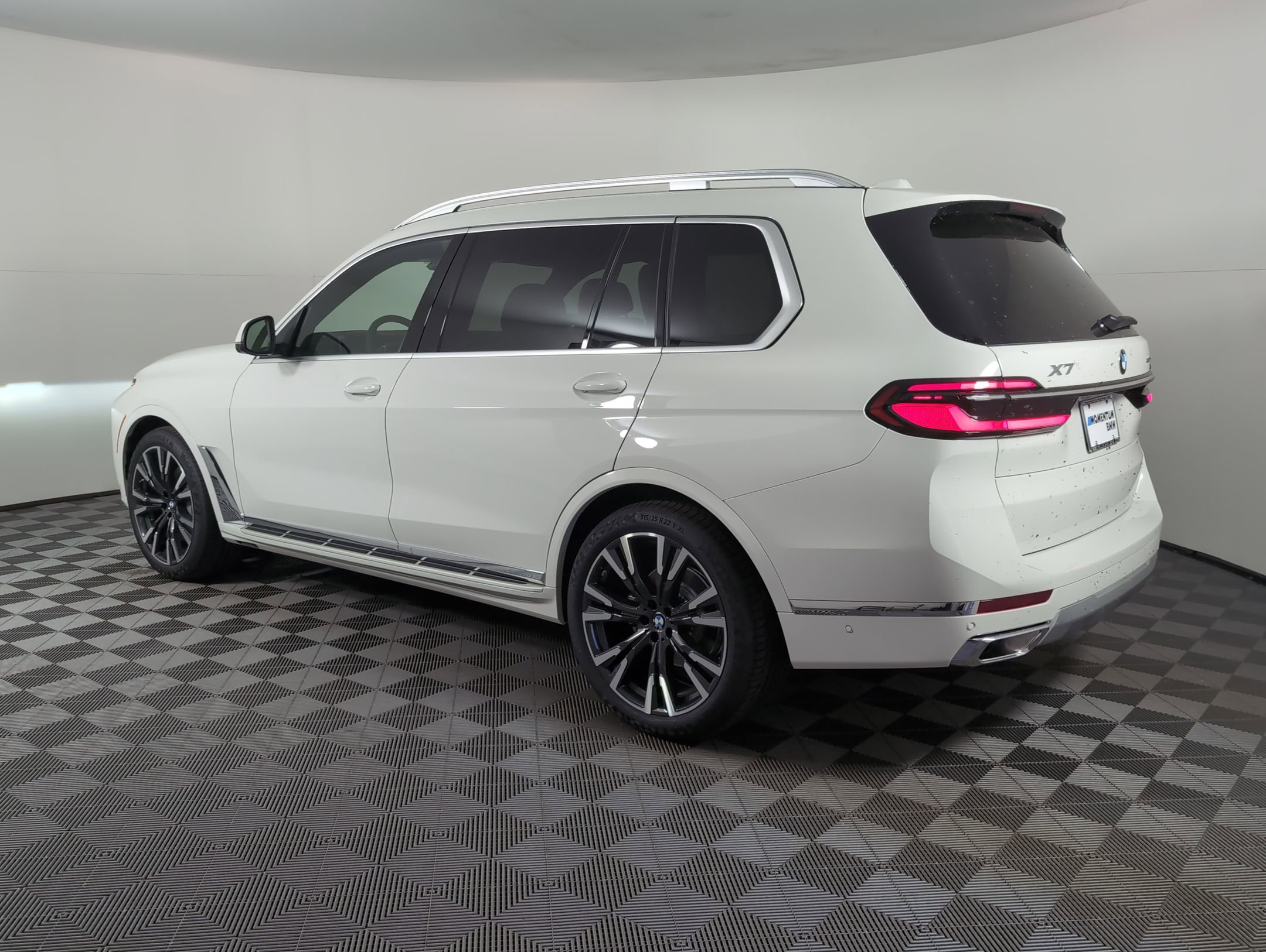 2026 Bmw X7 xDrive40i photo 3