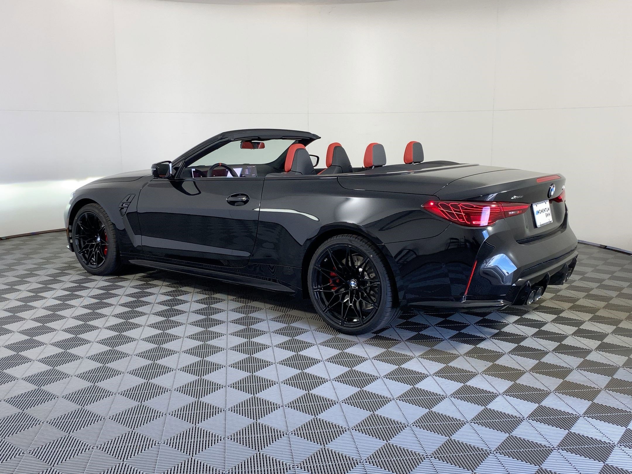 2026 Bmw M4 Competition xDrive Convertible photo 3