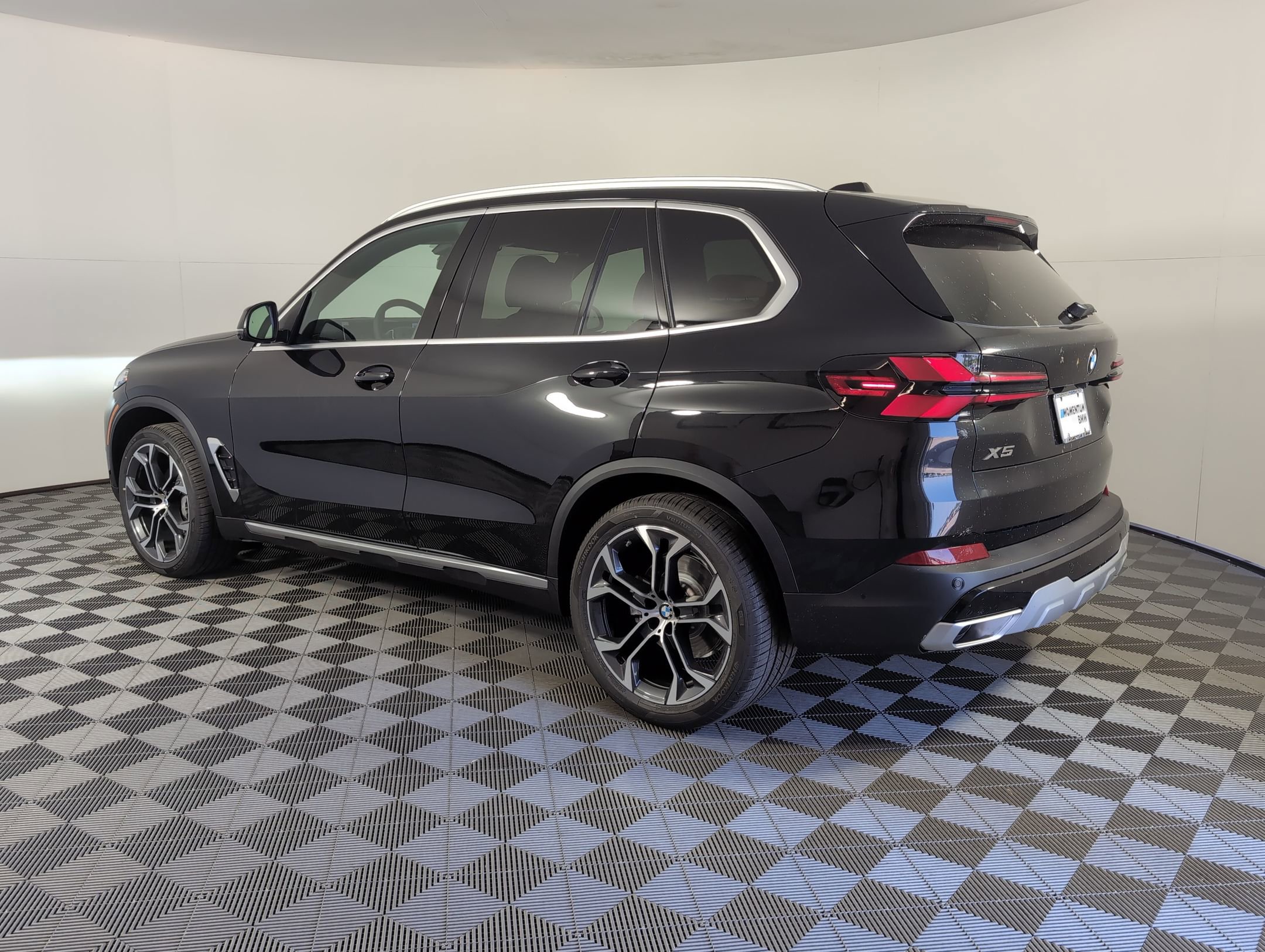 2026 Bmw X5 sDrive40i photo 3