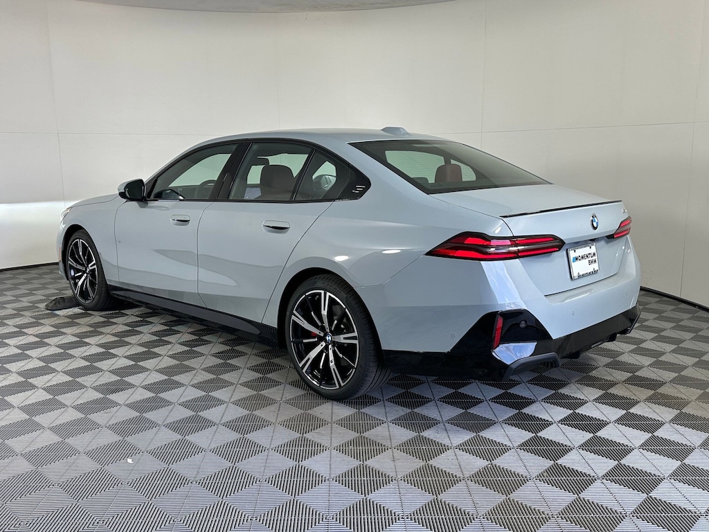 New 2026 BMW 530i Sedan
