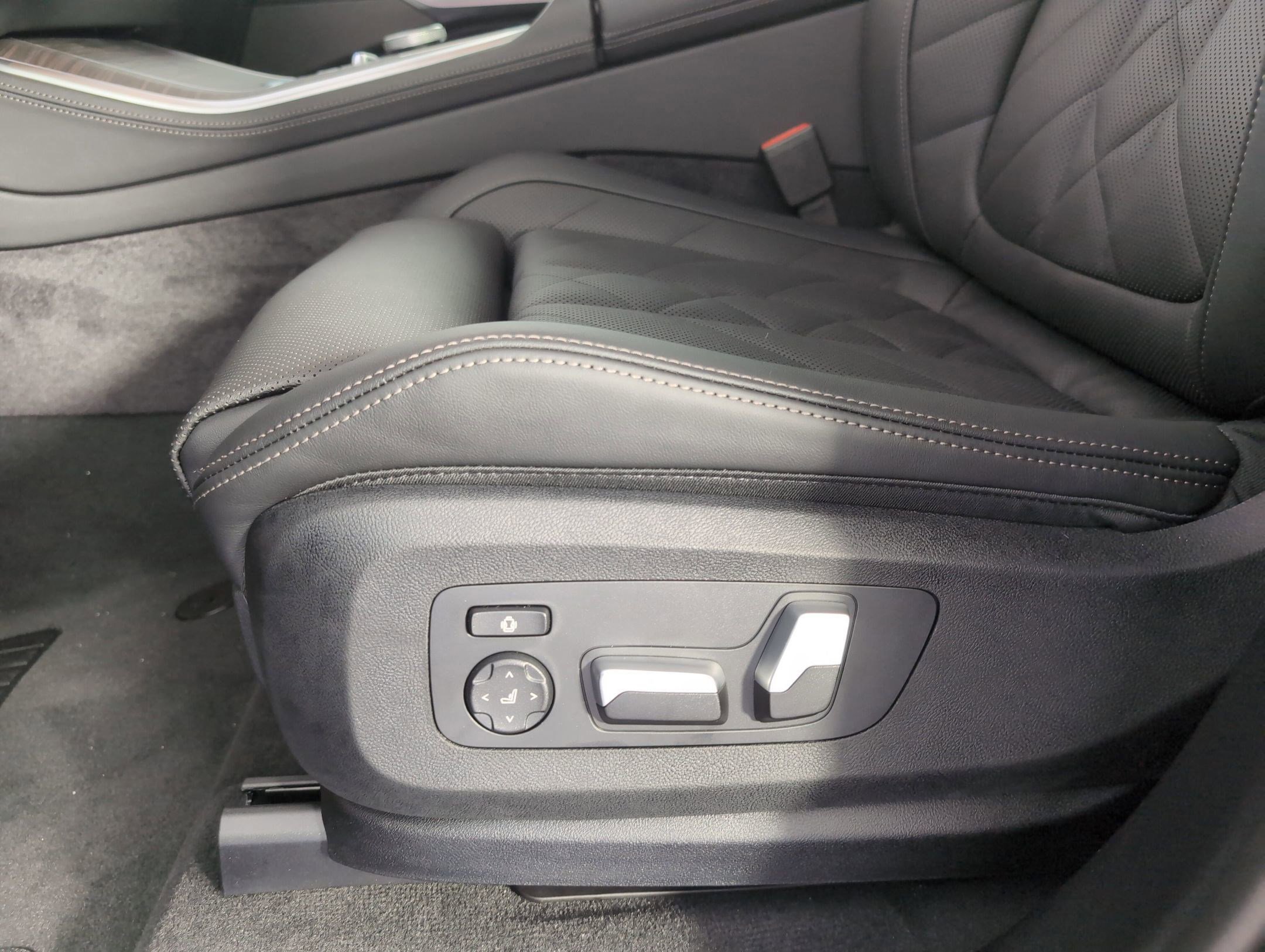 2026 BMW X5 40i - Photo 11