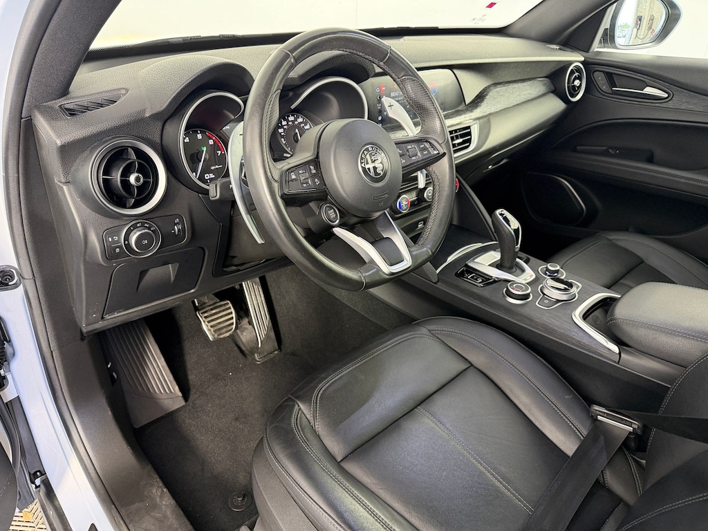 Used 2023 Alfa Romeo Stelvio Sprint SUV