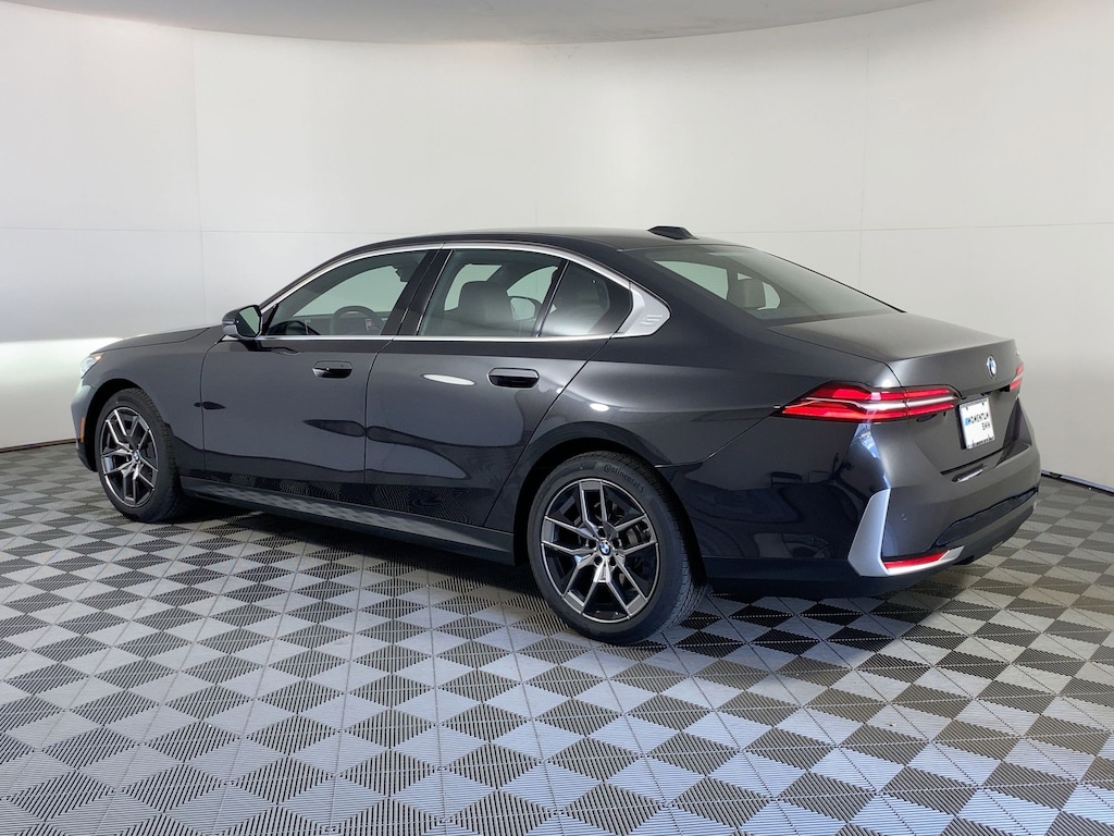 New 2026 BMW 530i Sedan