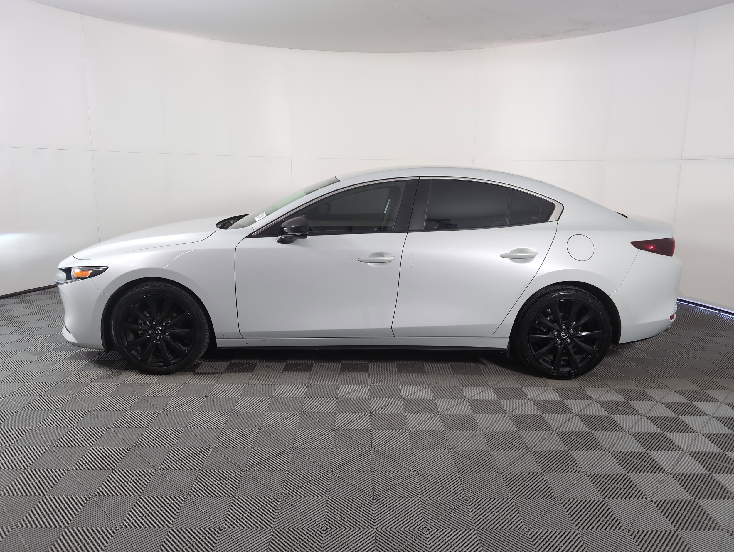 2024 Mazda Mazda3 2.5 Select Sport Sedan photo 4