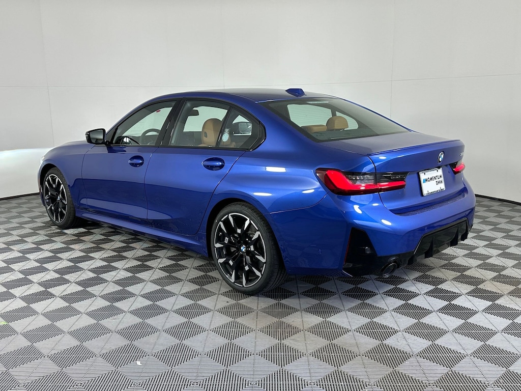 New 2026 BMW 330i Sedan