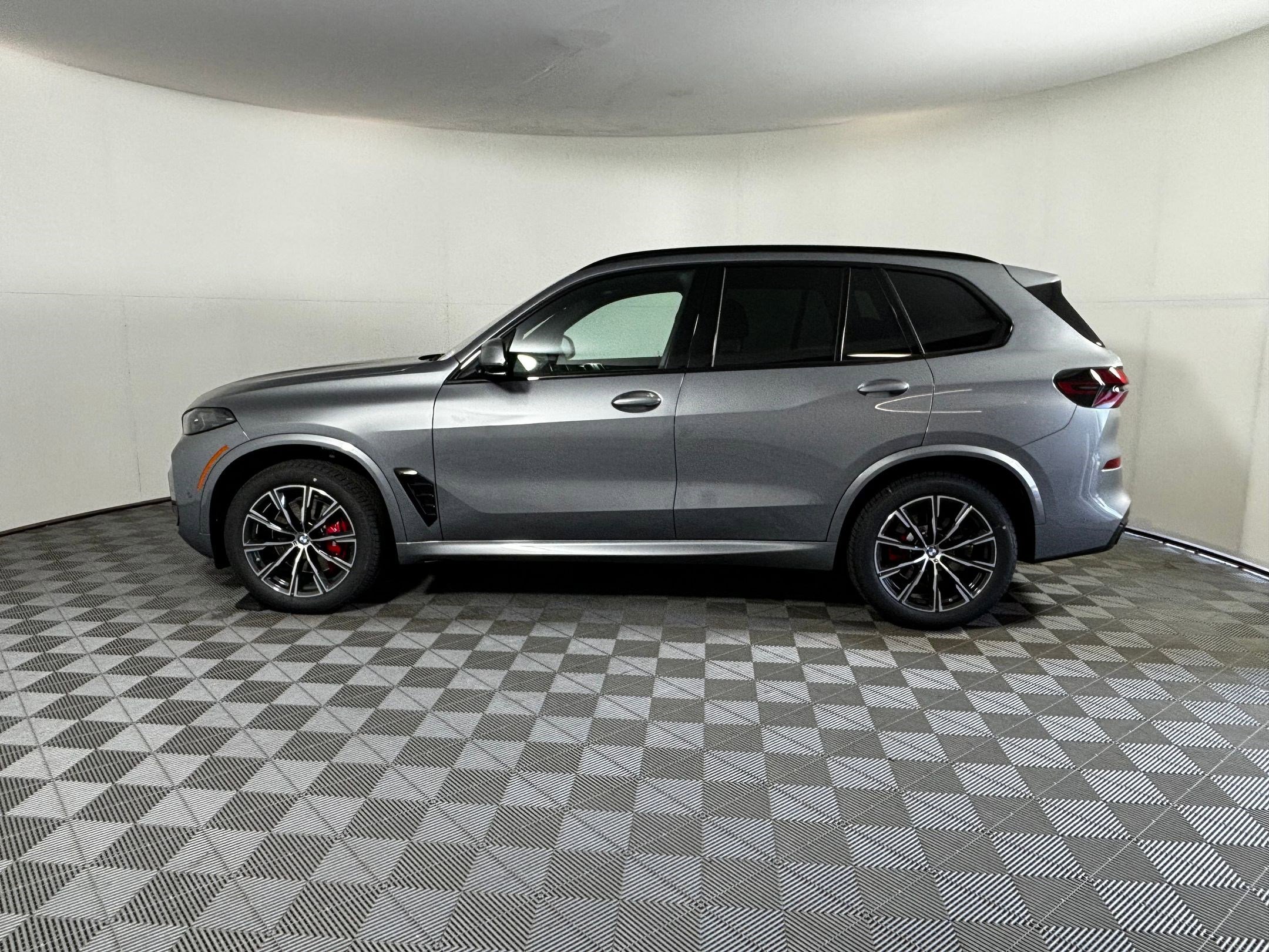 2026 Bmw X5 sDrive40i photo 2