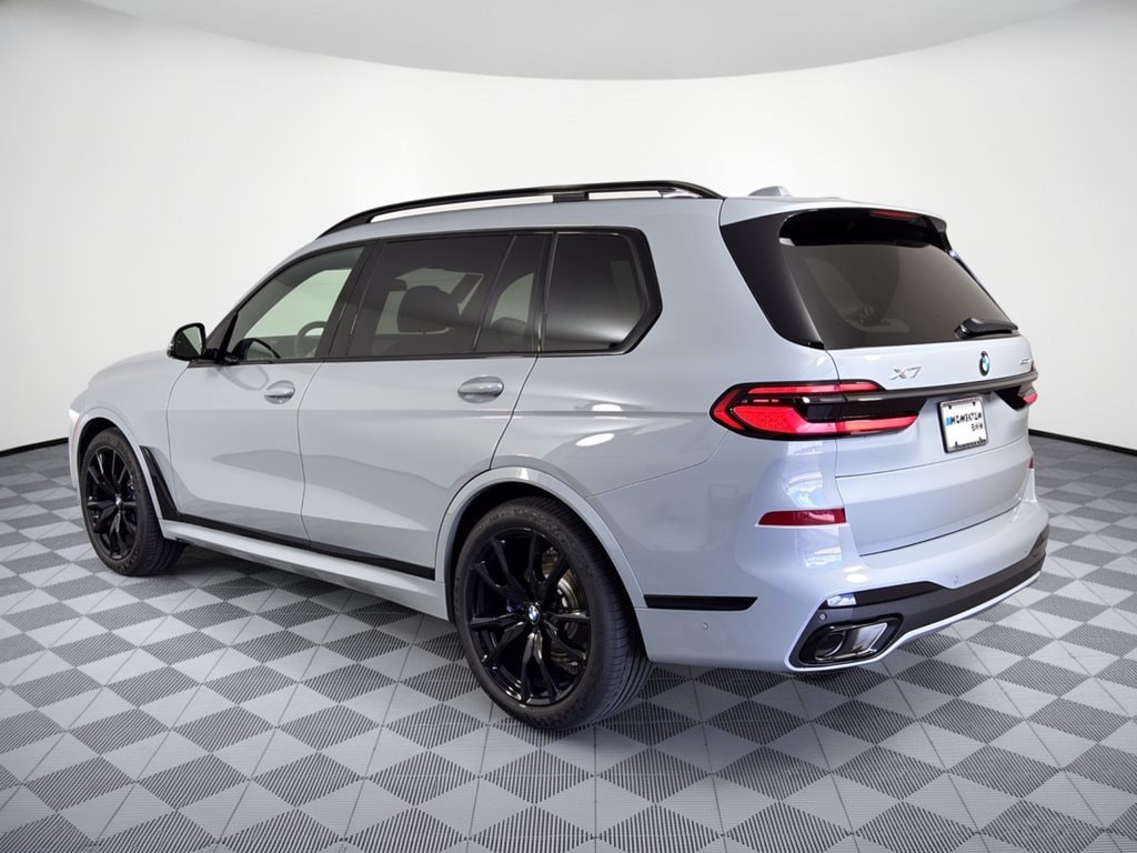 New 2027 BMW X7 xDrive40i SUV