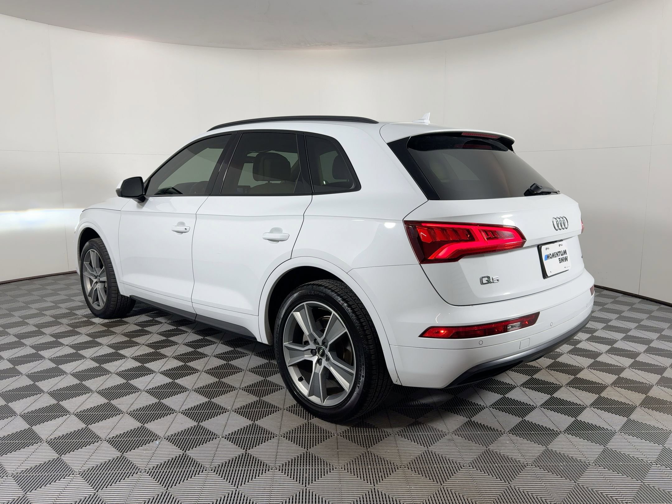 2019 Audi Q5 2.0T Premium photo 3