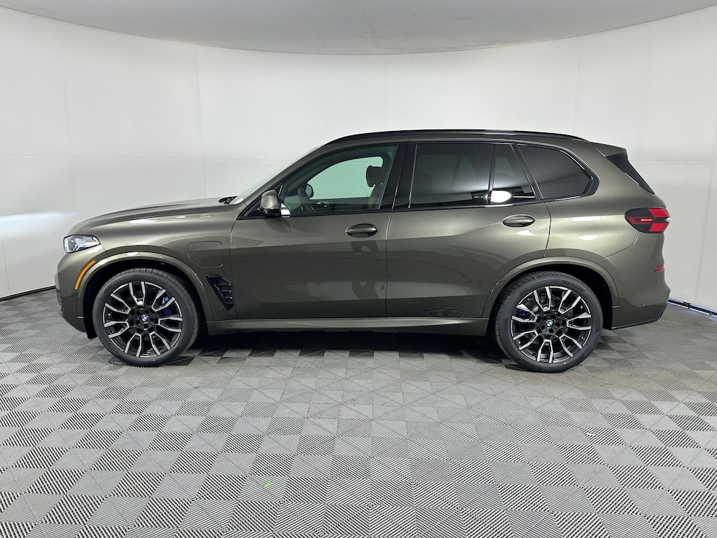 New 2026 BMW X5 PHEV xDrive50e SUV