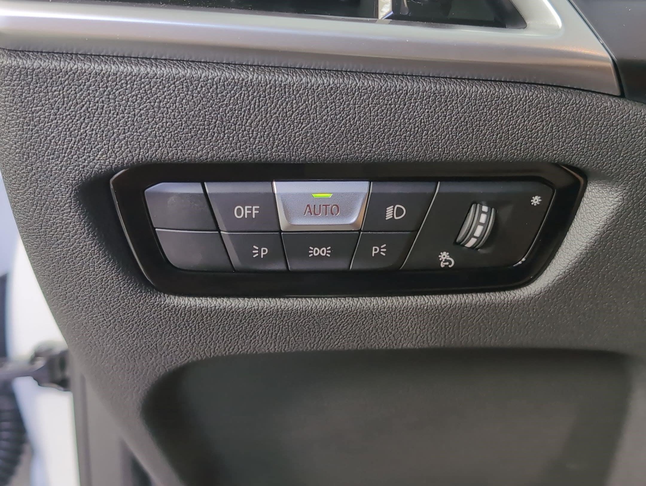 2026 BMW 2 Series 230i - Photo 27